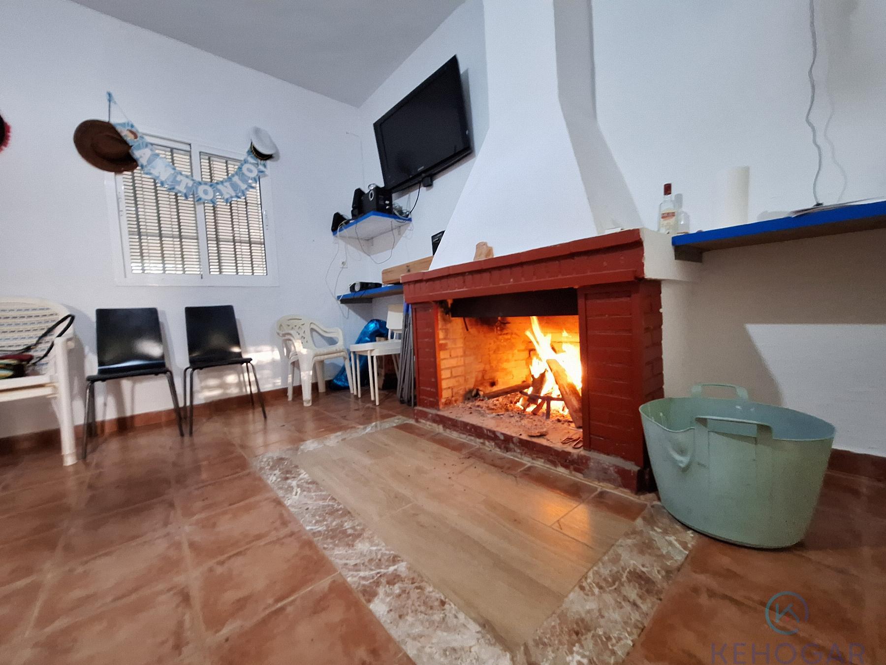 Venta de finca rústica en Dos Hermanas