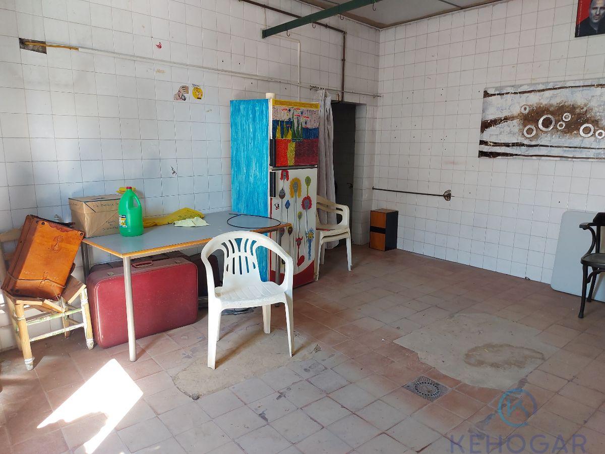 Venta de local comercial en Dos Hermanas