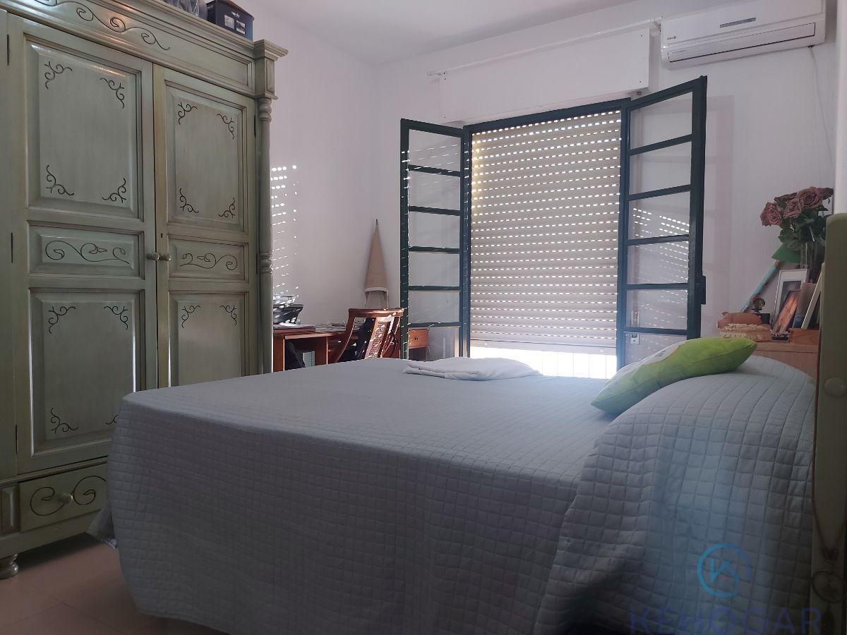 For sale of house in Dos Hermanas