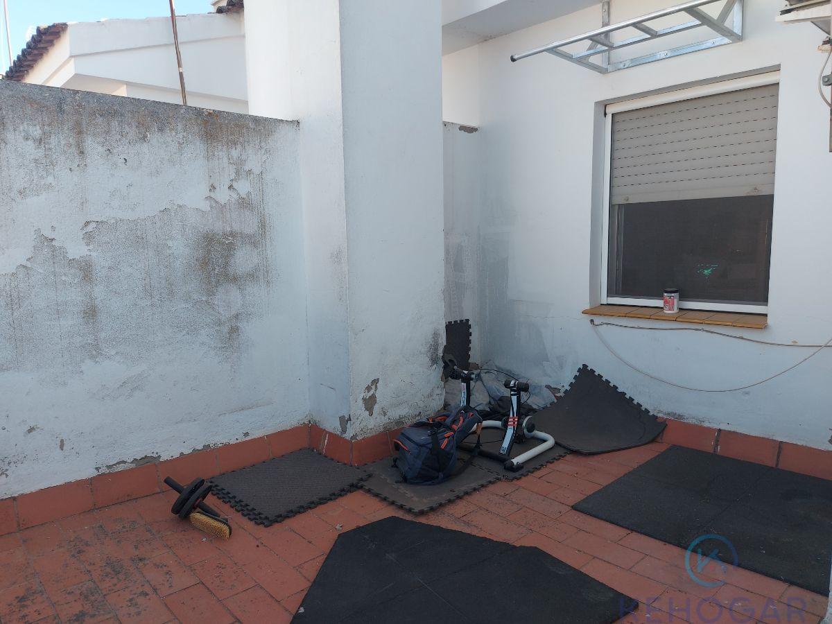 For sale of house in Dos Hermanas