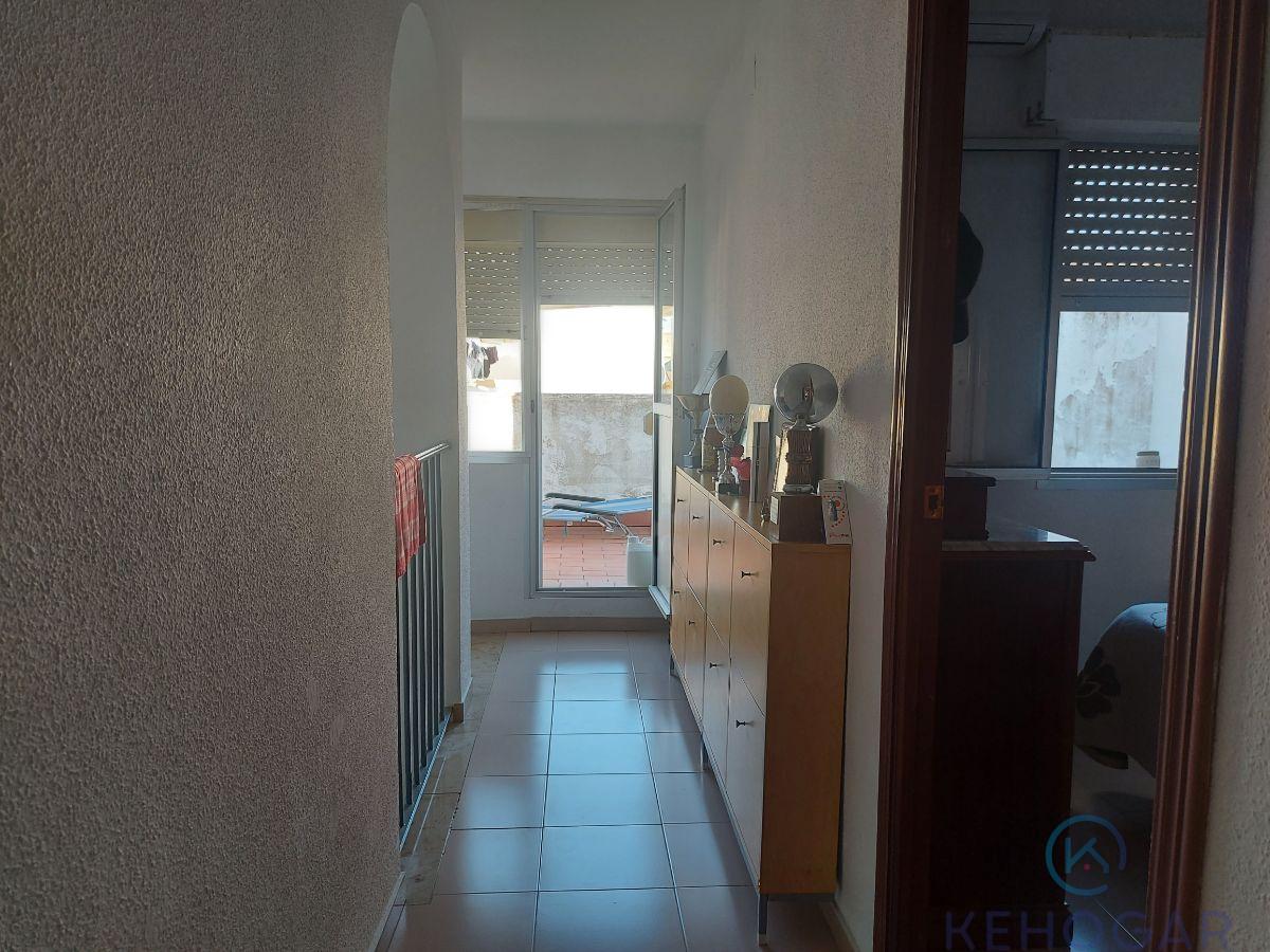 For sale of house in Dos Hermanas