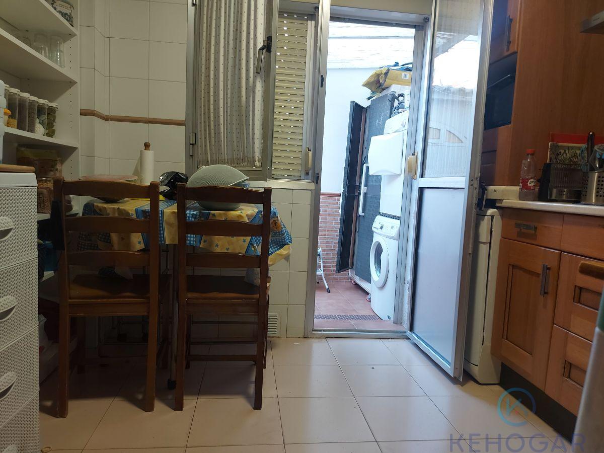 For sale of house in Dos Hermanas