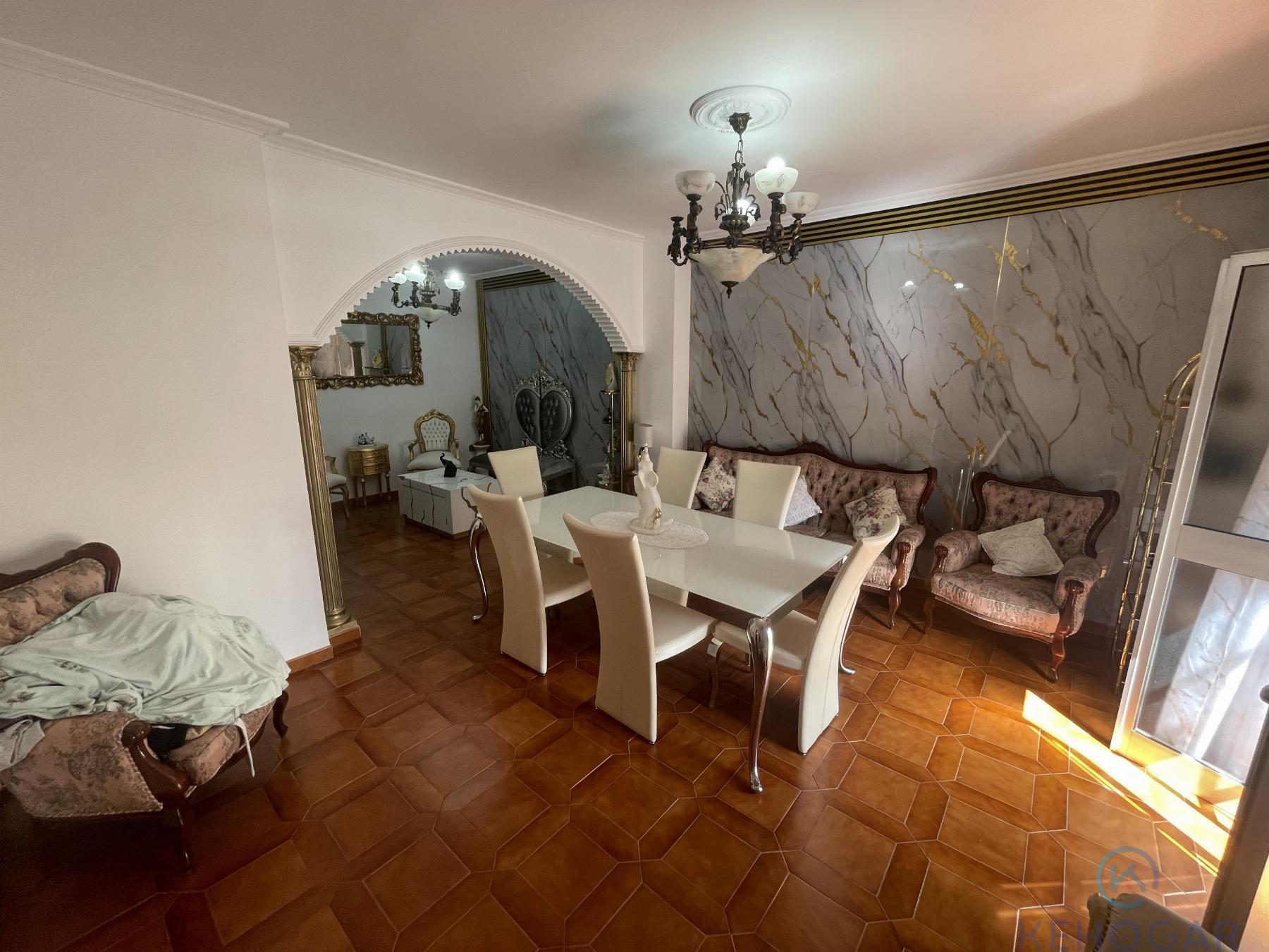 Venta de casa en Dos Hermanas