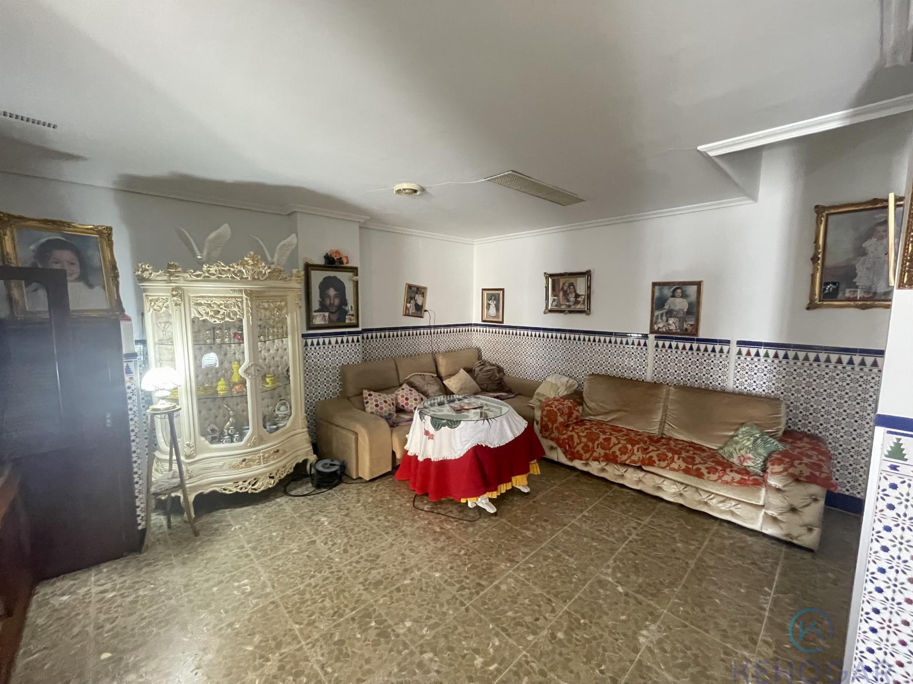 Venta de casa en Dos Hermanas