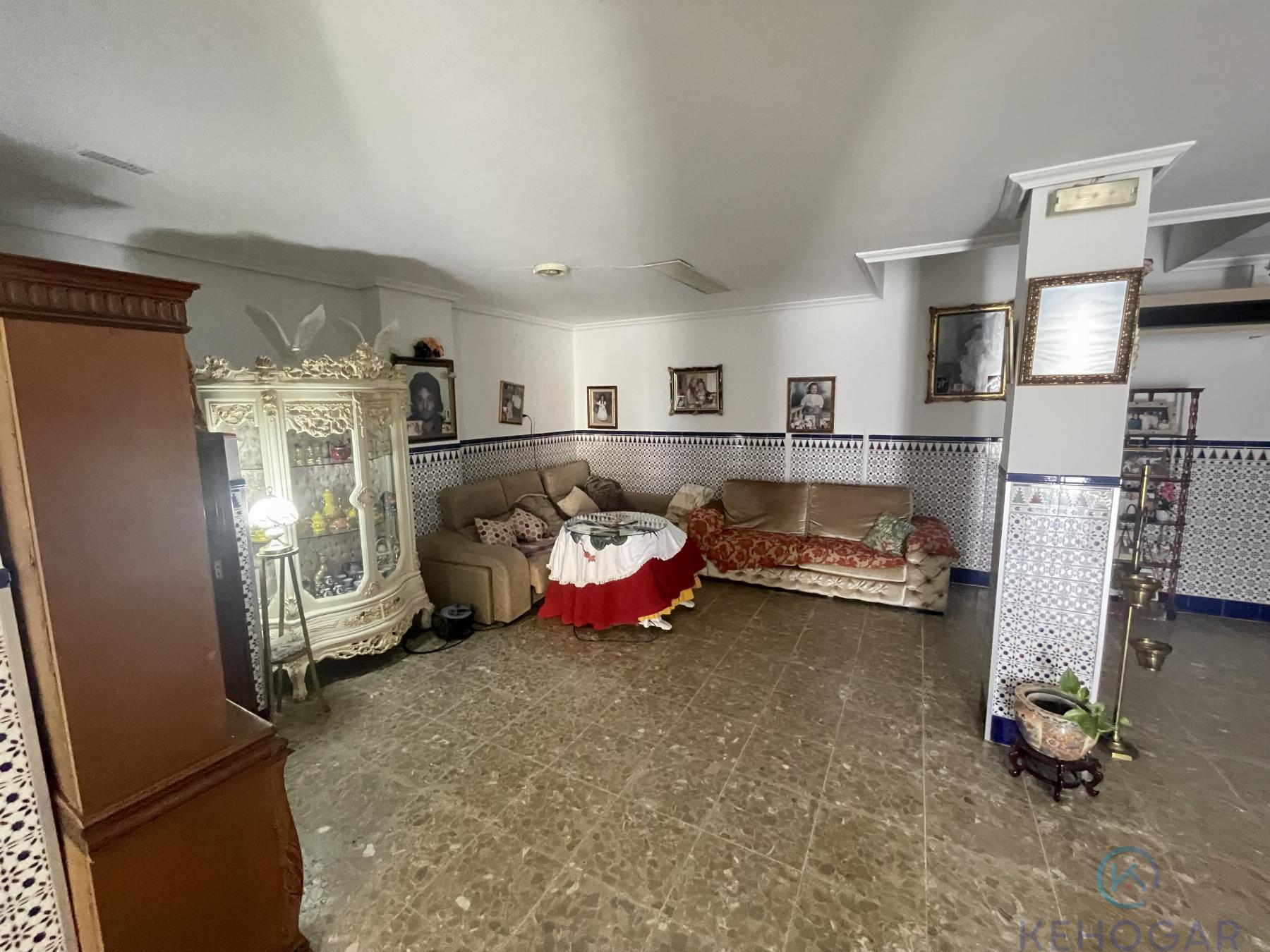 Venta de casa en Dos Hermanas