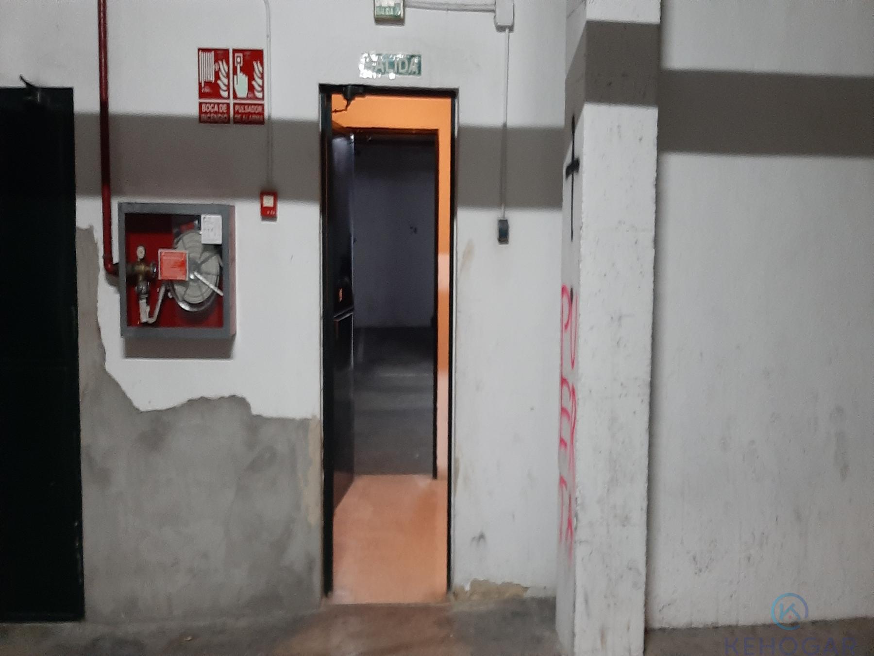 For sale of flat in Dos Hermanas