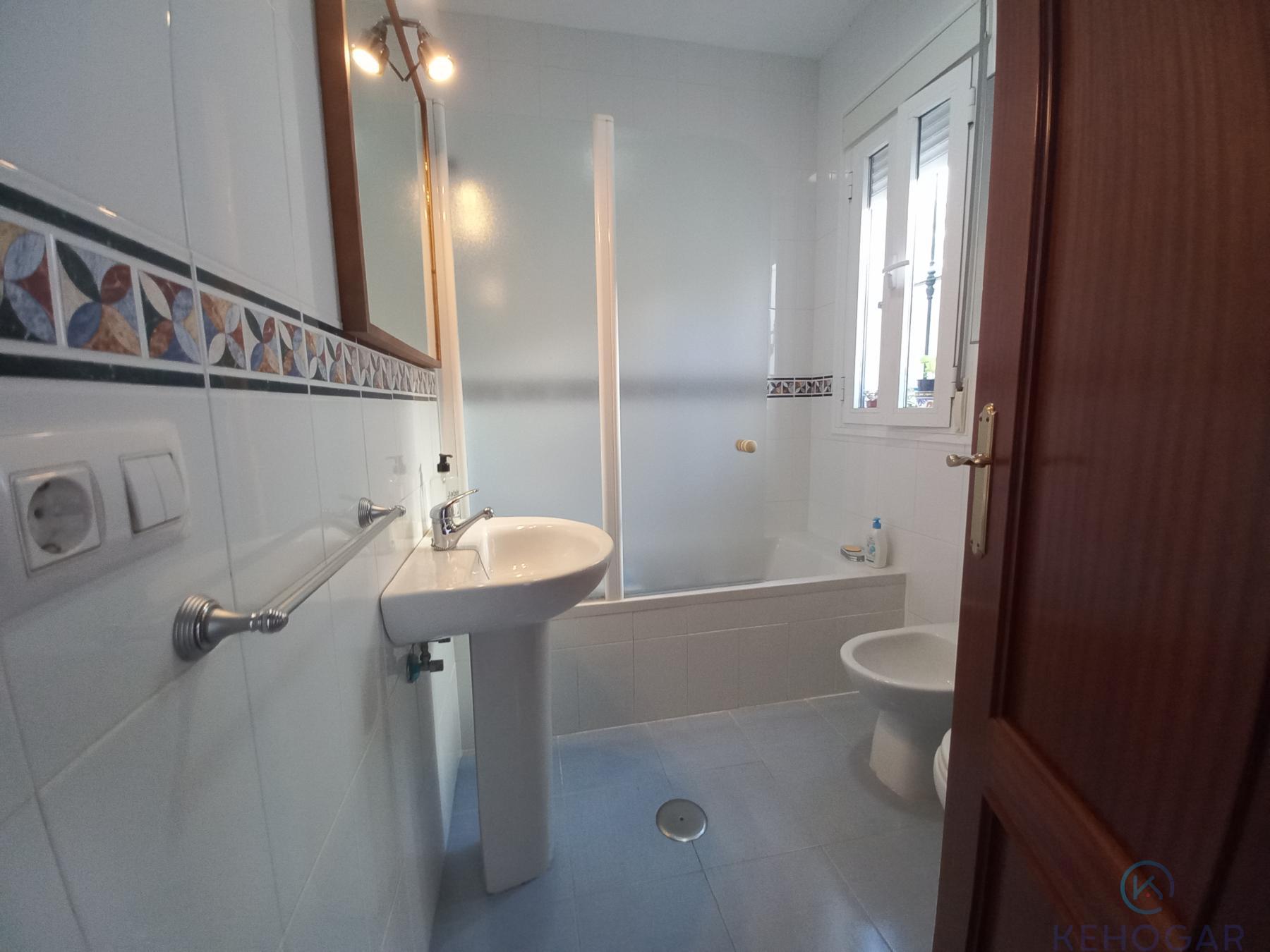 For sale of flat in Dos Hermanas