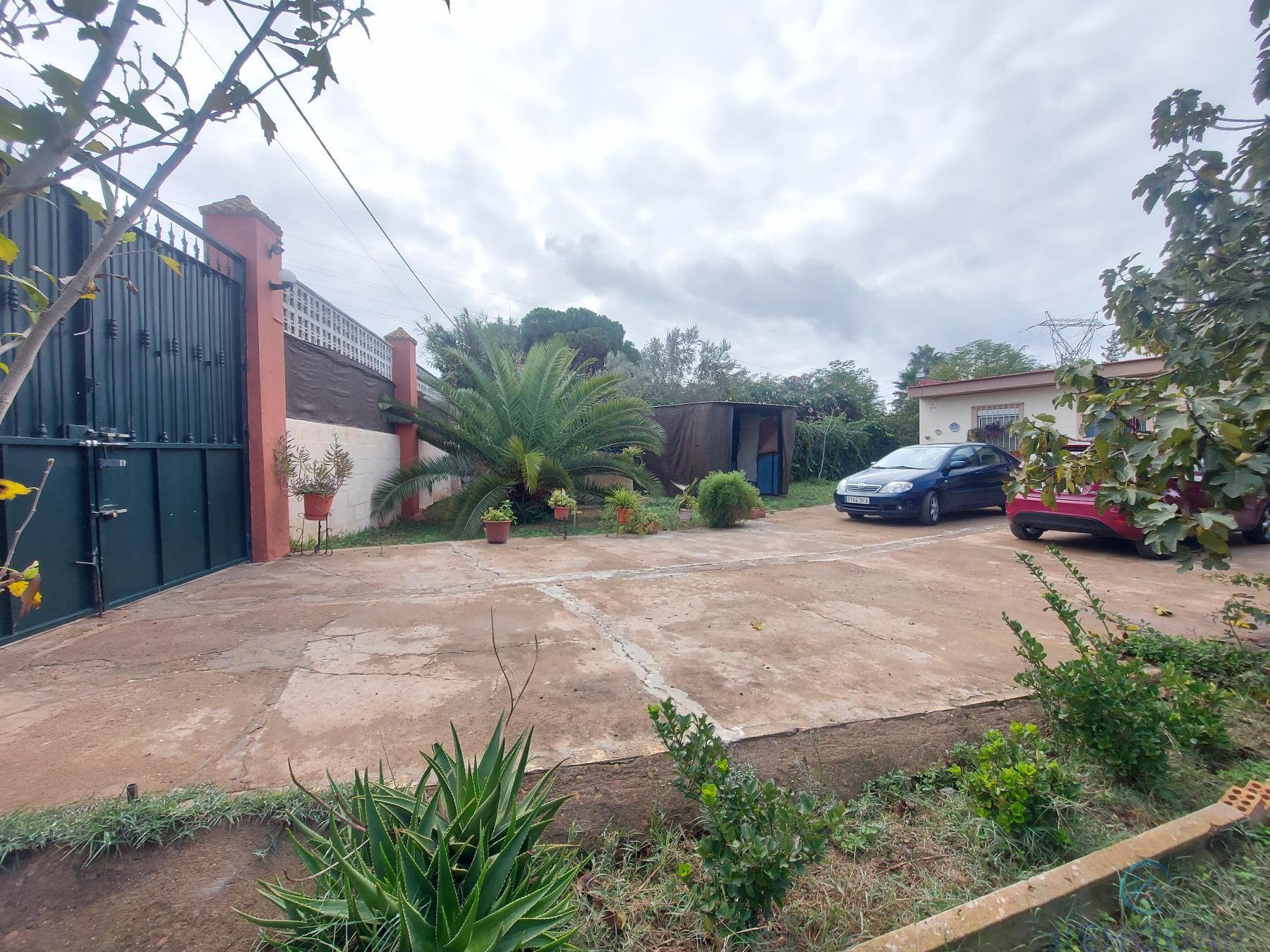 For sale of rural property in Alcalá de Guadaíra