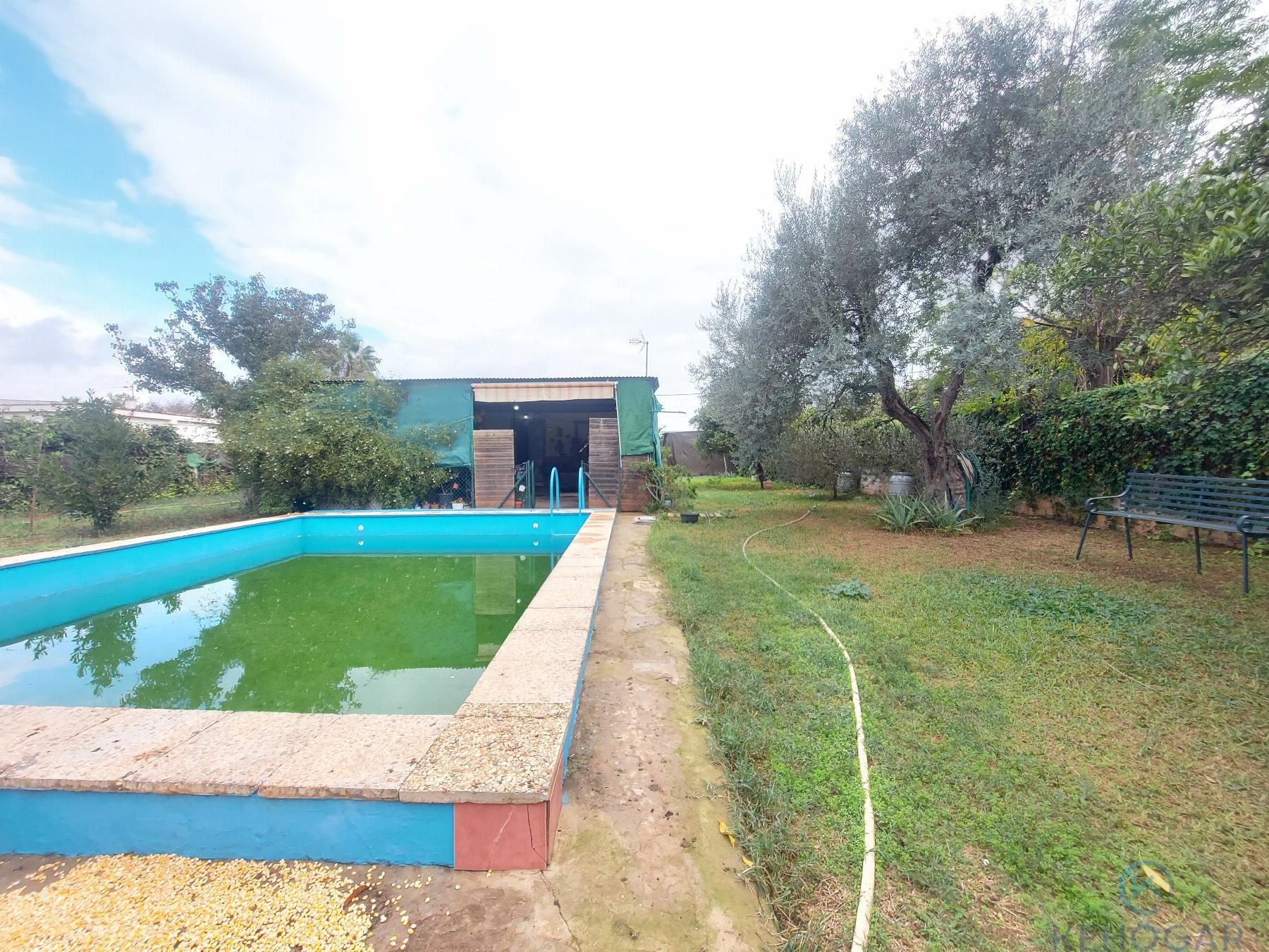 For sale of rural property in Alcalá de Guadaíra