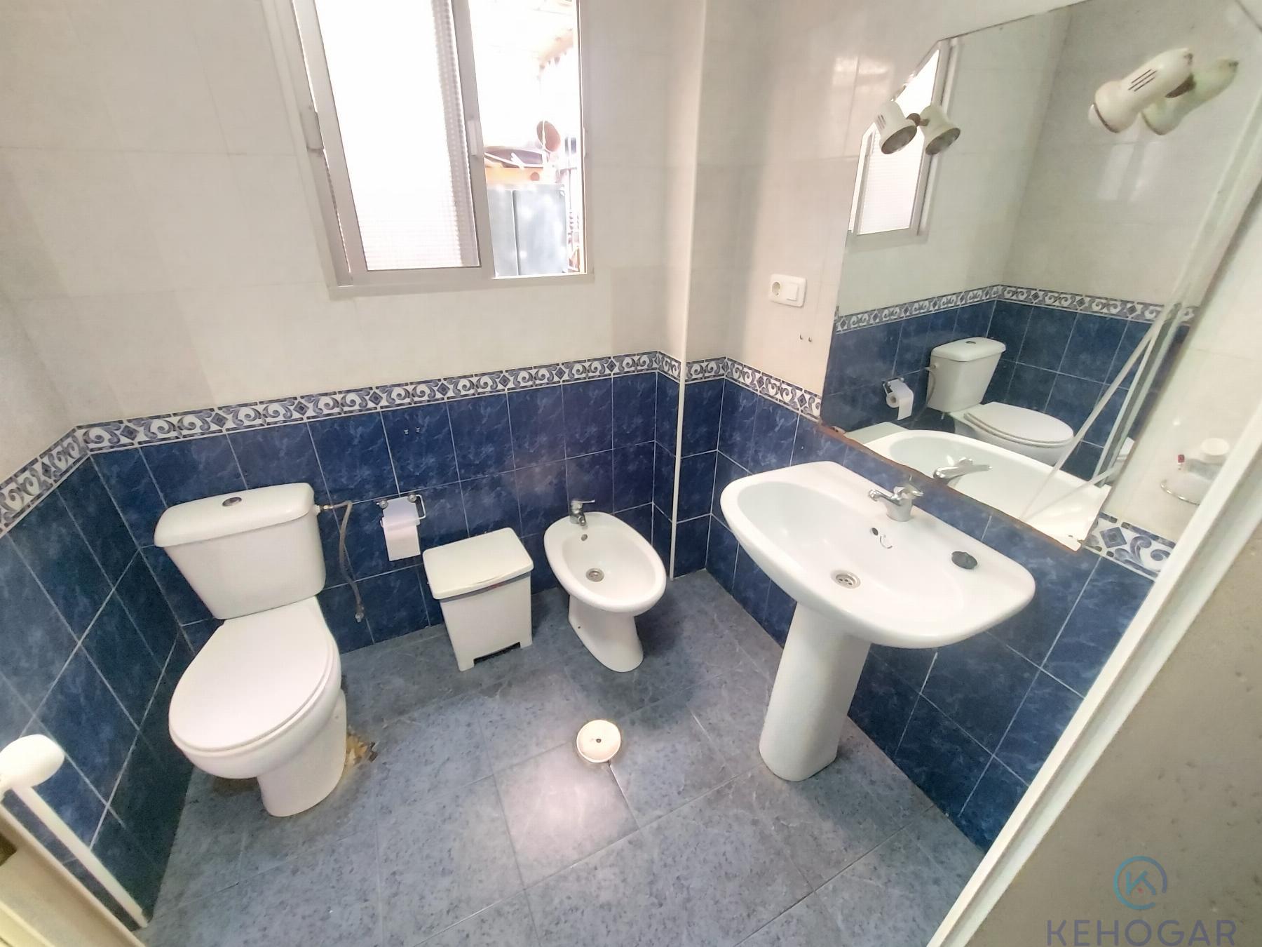 Venta de local comercial en Dos Hermanas