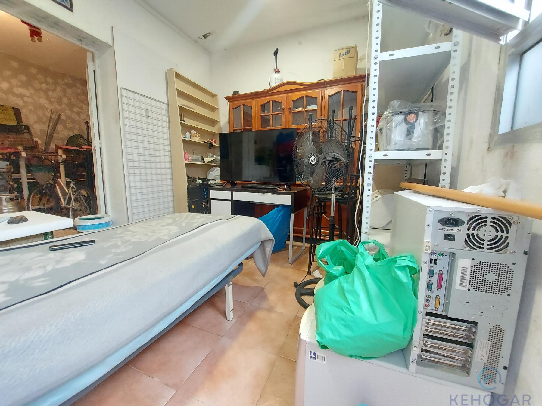 Venta de local comercial en Dos Hermanas