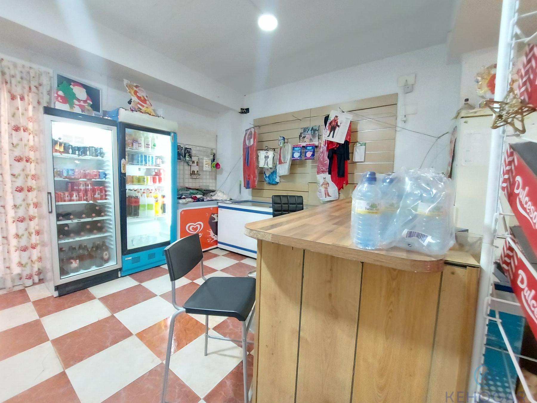 Venta de local comercial en Dos Hermanas