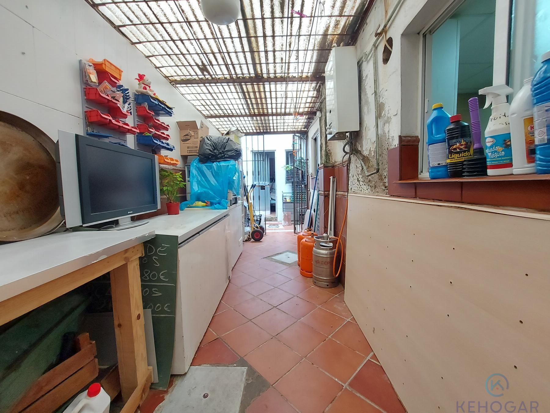 Venta de local comercial en Dos Hermanas