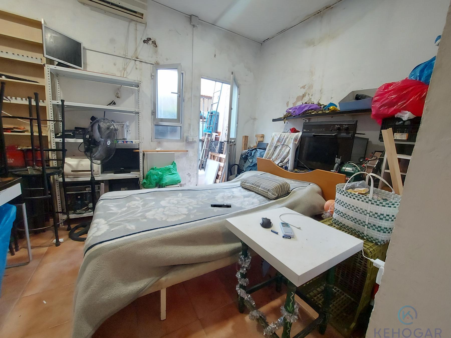 Venta de local comercial en Dos Hermanas