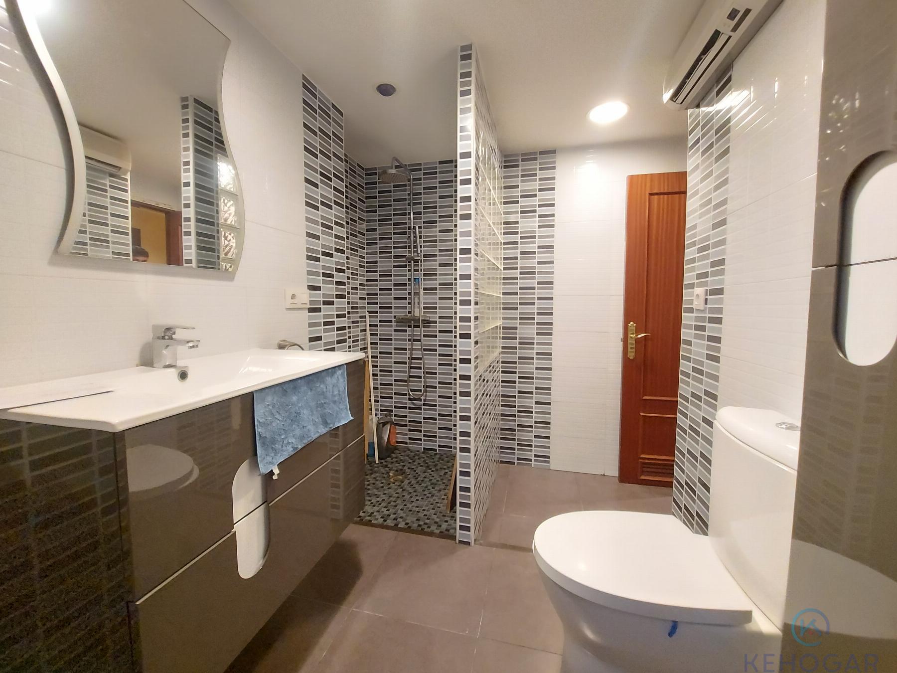 For sale of flat in Dos Hermanas