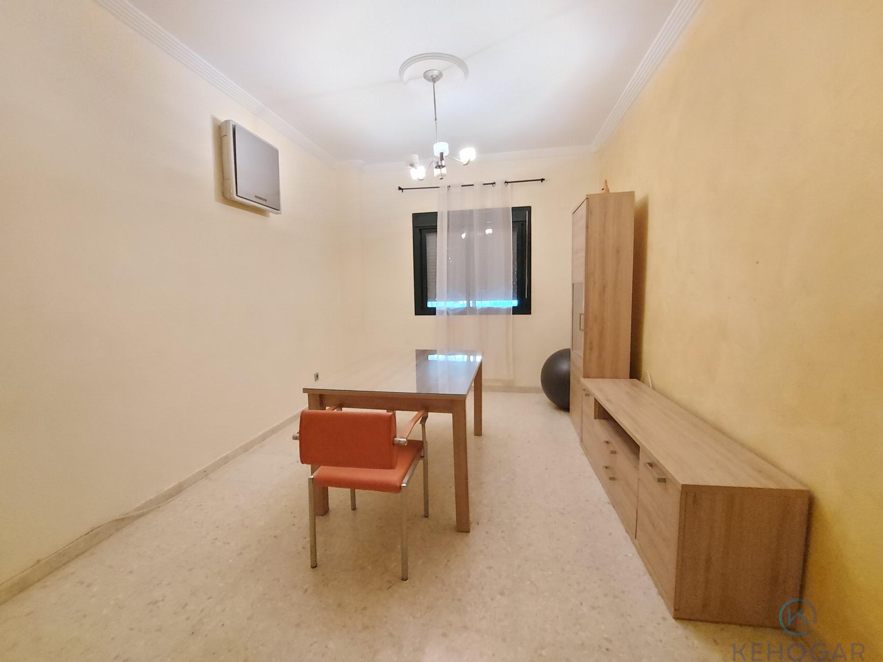 For sale of flat in Dos Hermanas