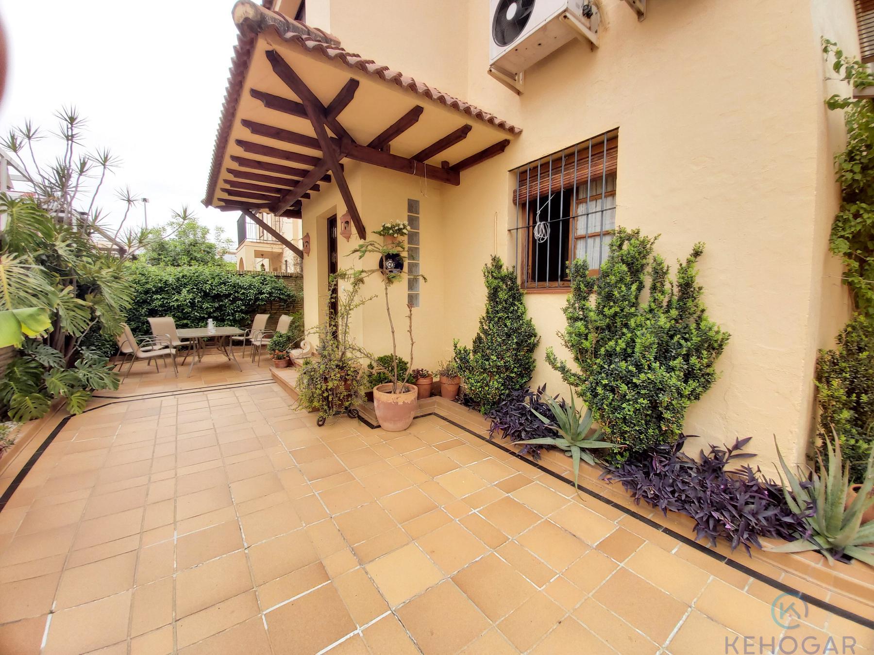 Venta de casa en Dos Hermanas