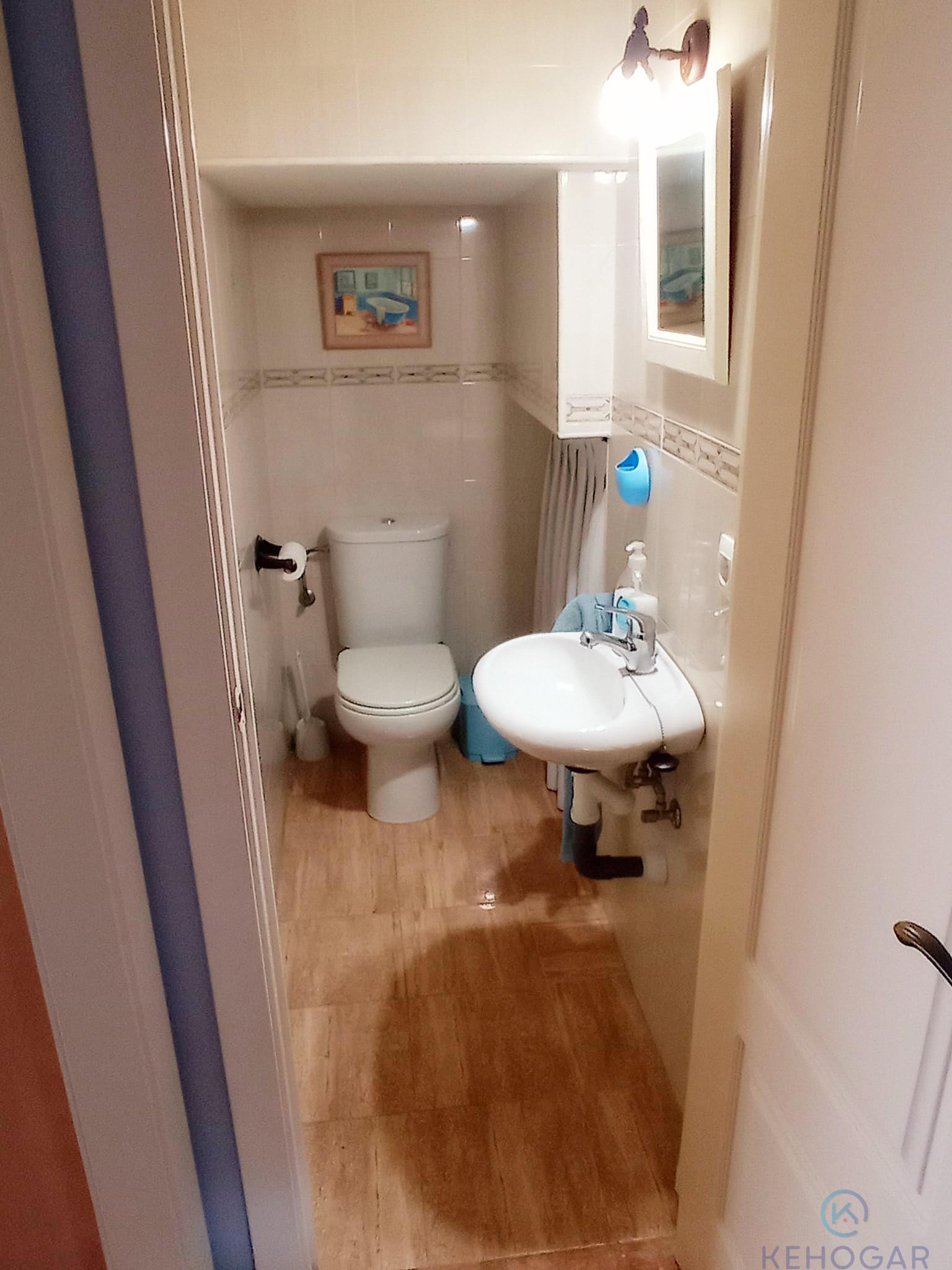 For sale of house in Dos Hermanas