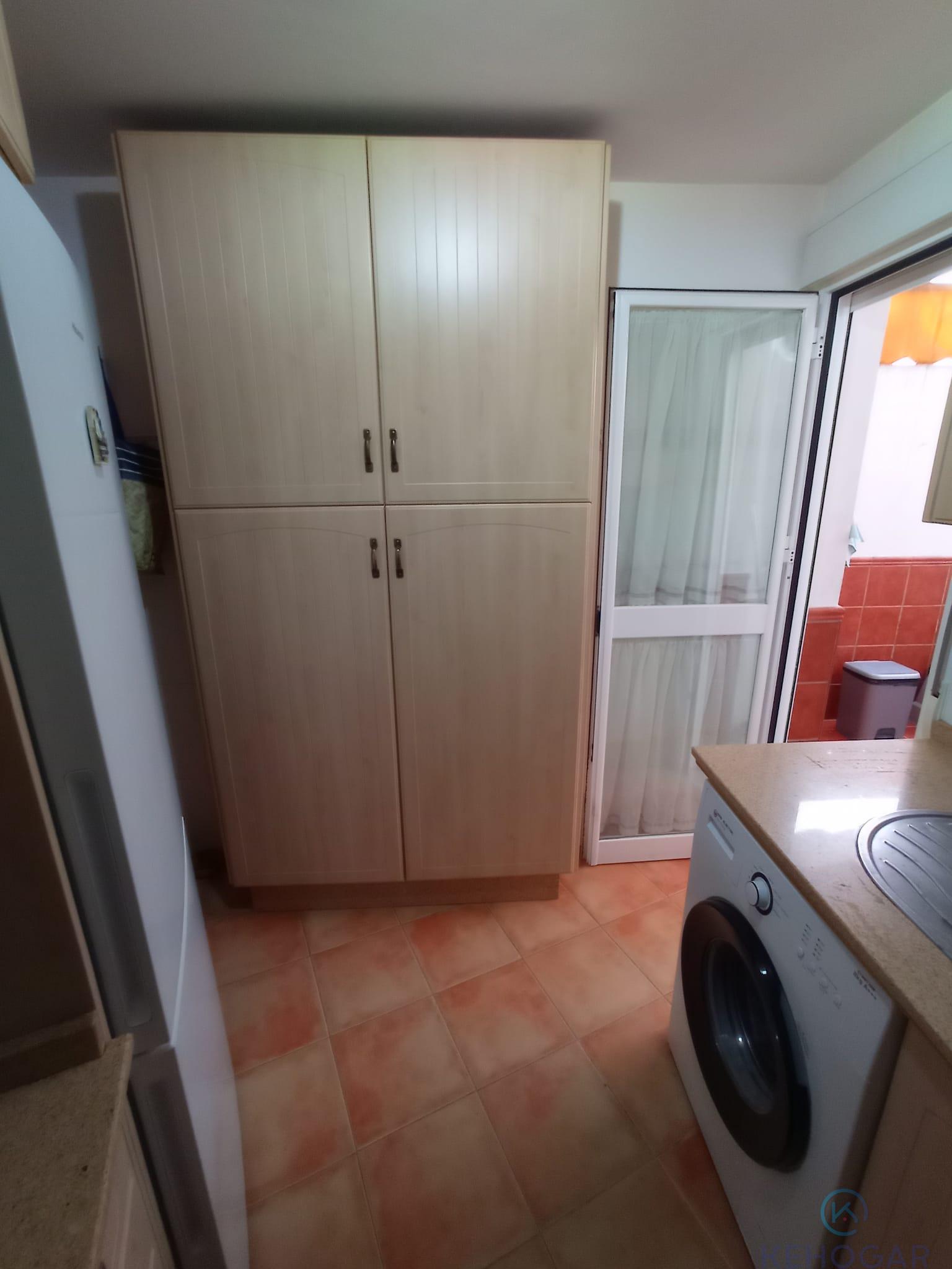 For sale of house in Dos Hermanas