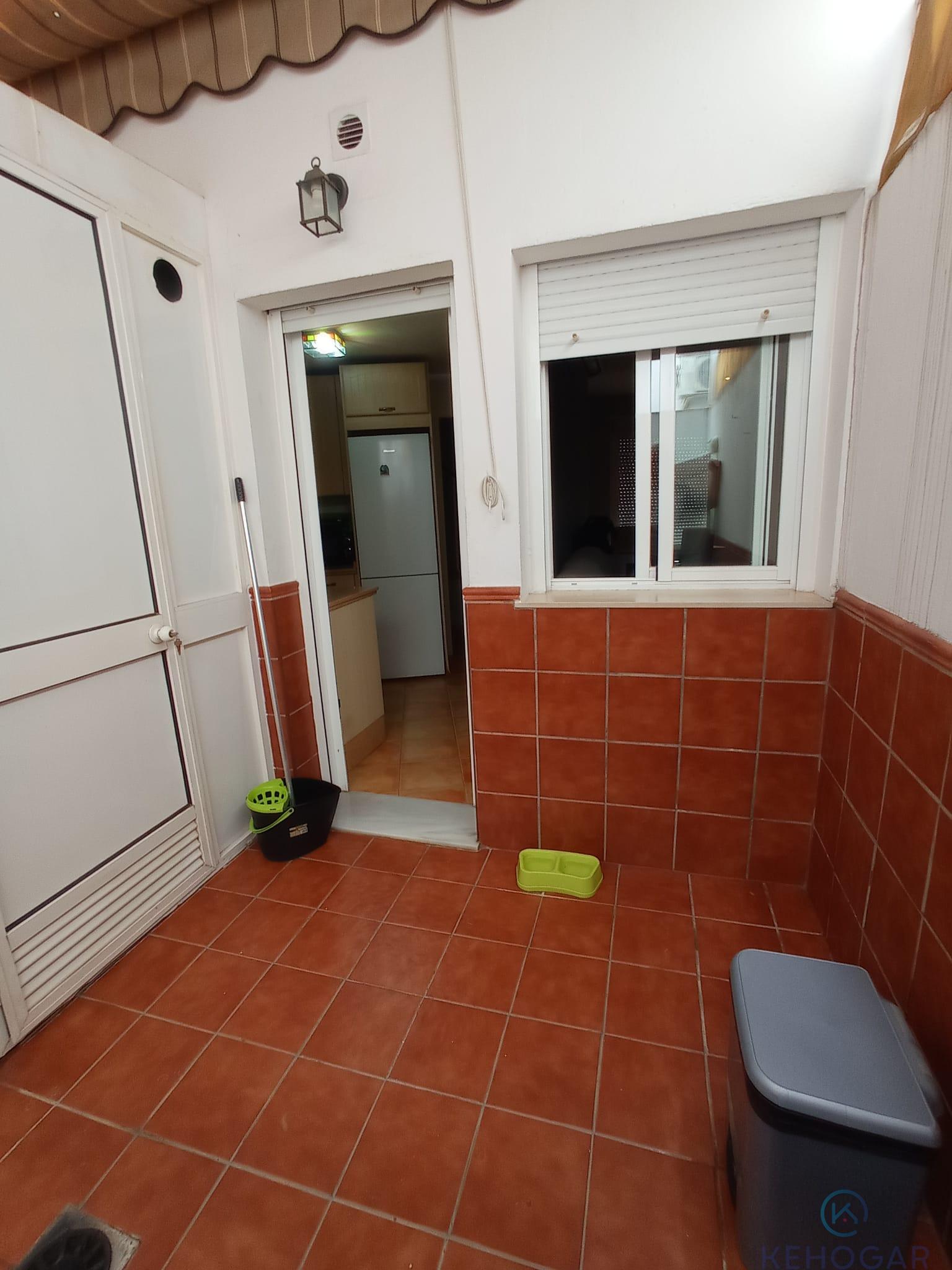 For sale of house in Dos Hermanas