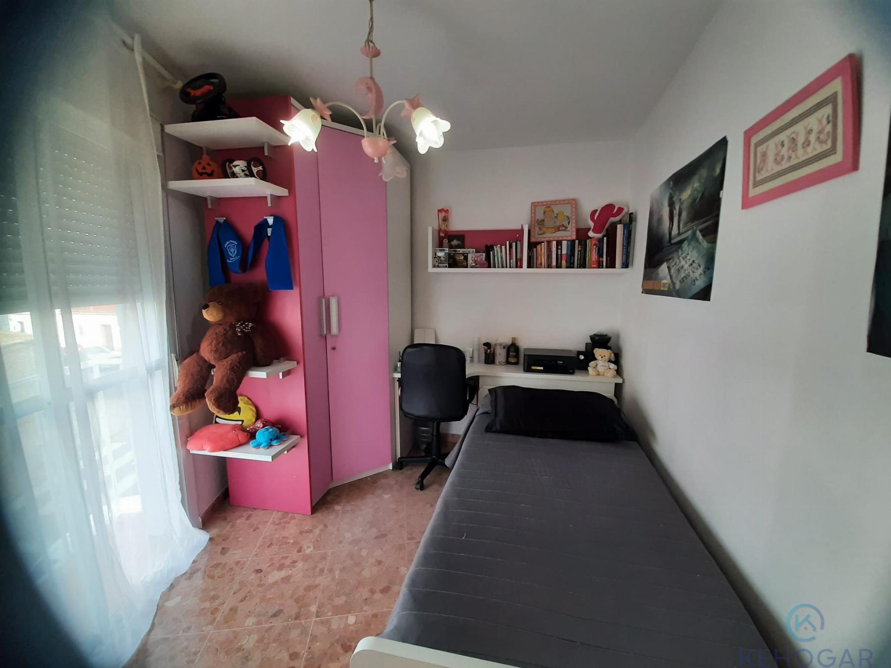 For sale of house in Dos Hermanas