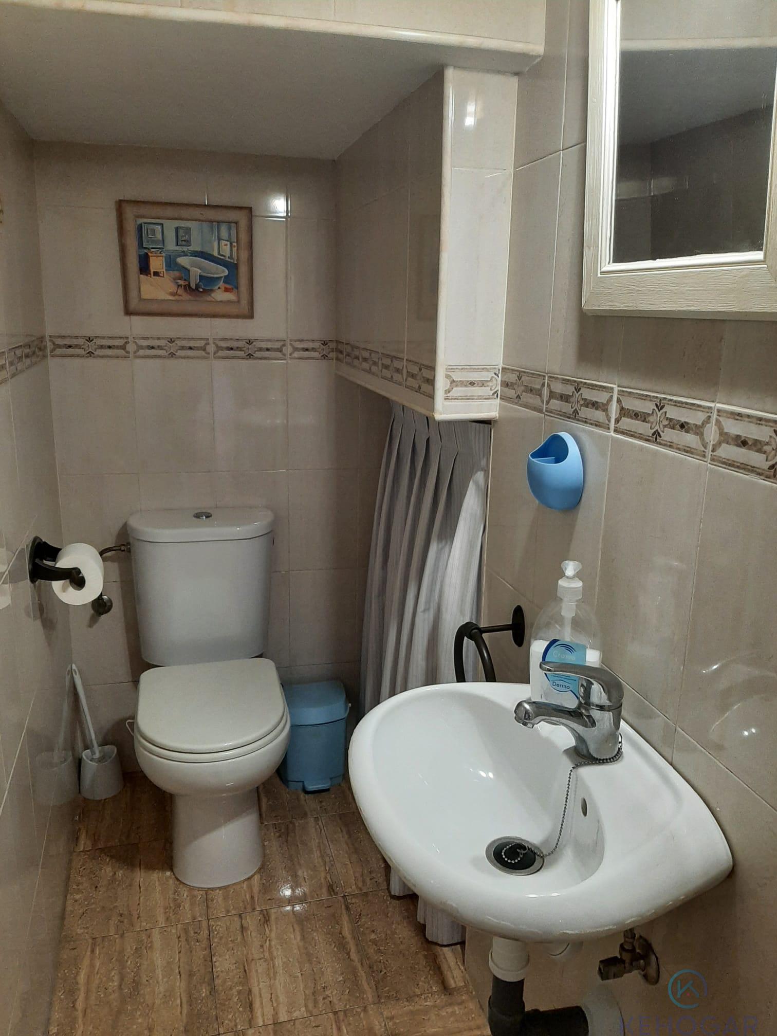 For sale of house in Dos Hermanas