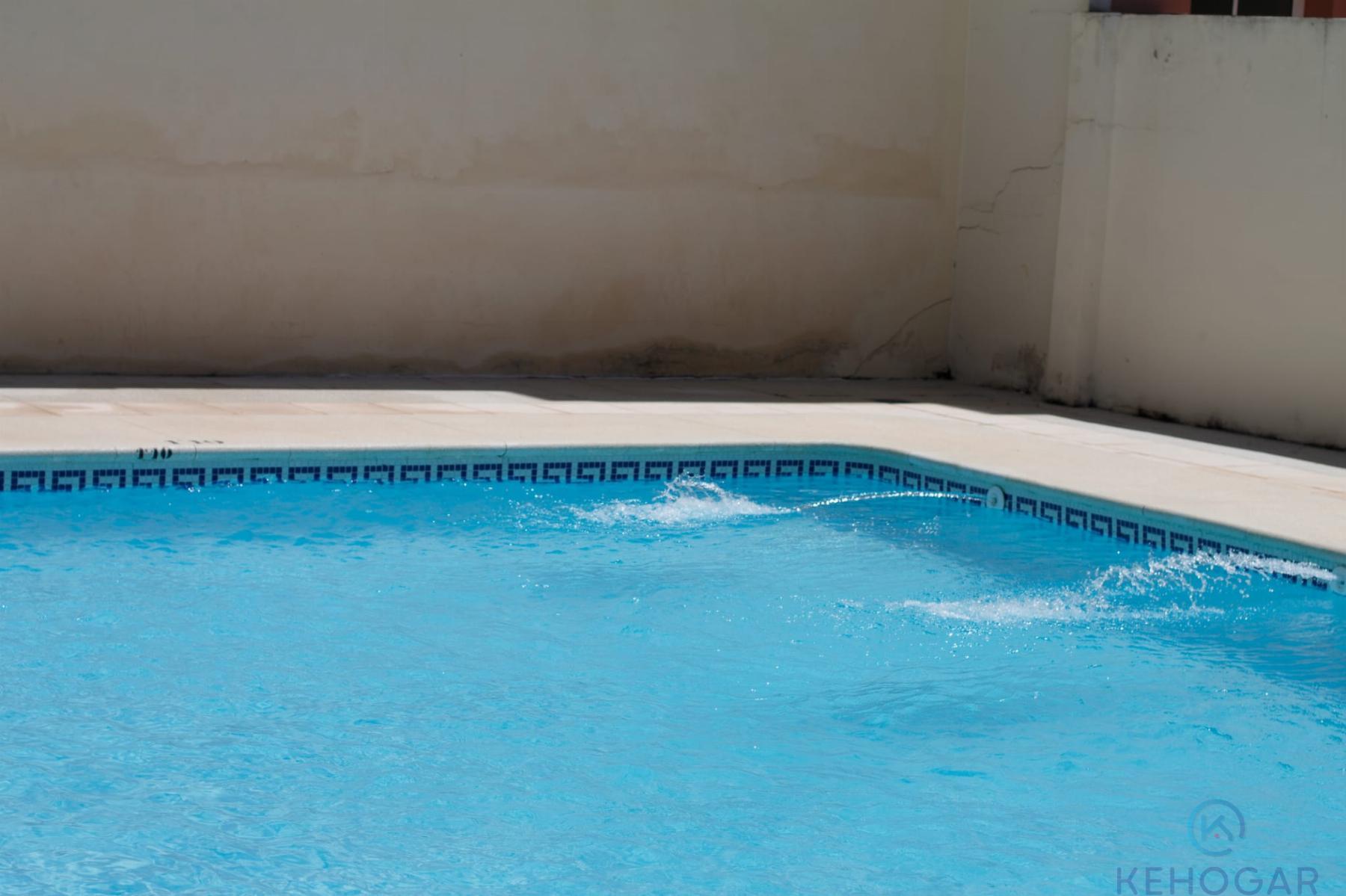For sale of duplex in Dos Hermanas