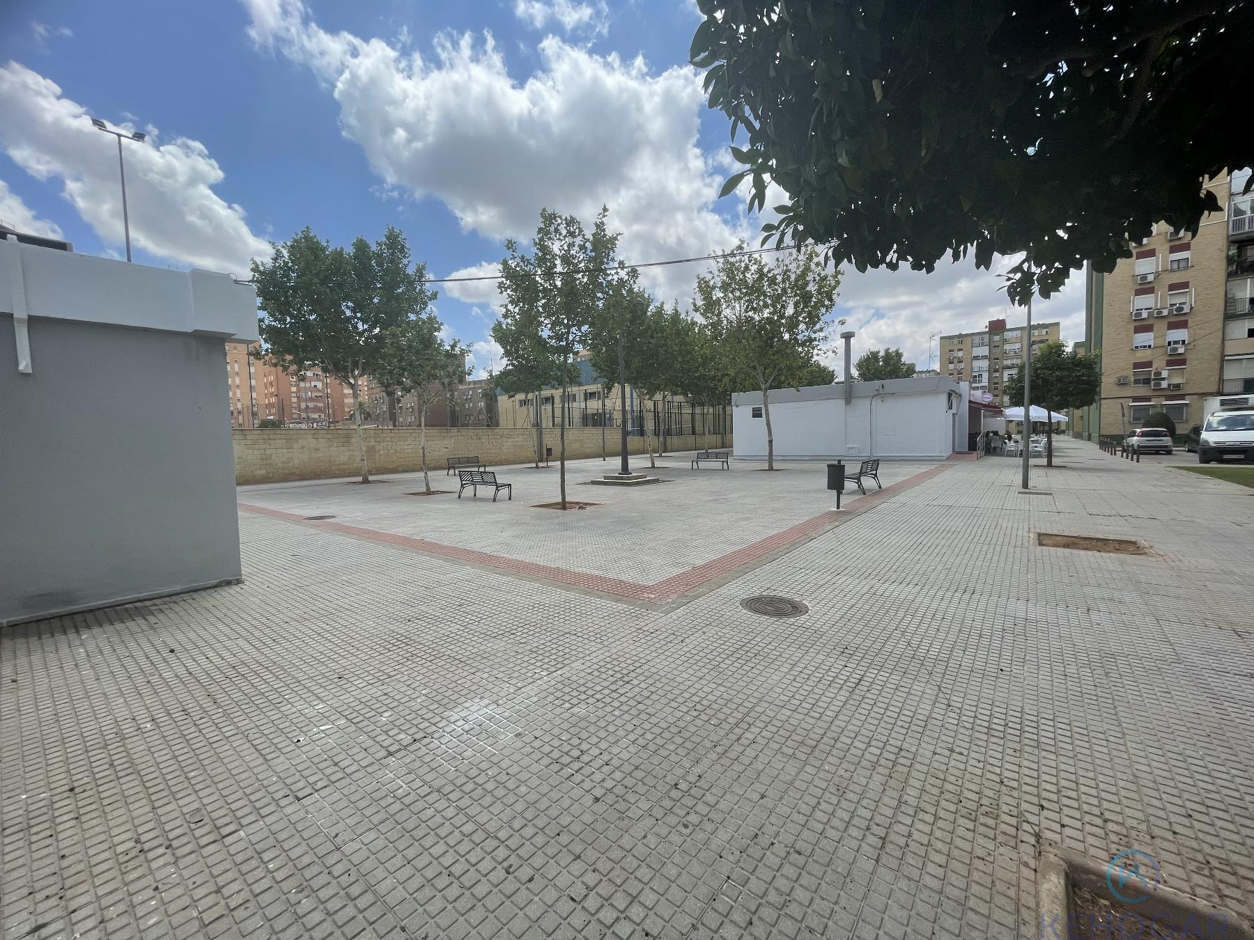 For sale of flat in Dos Hermanas