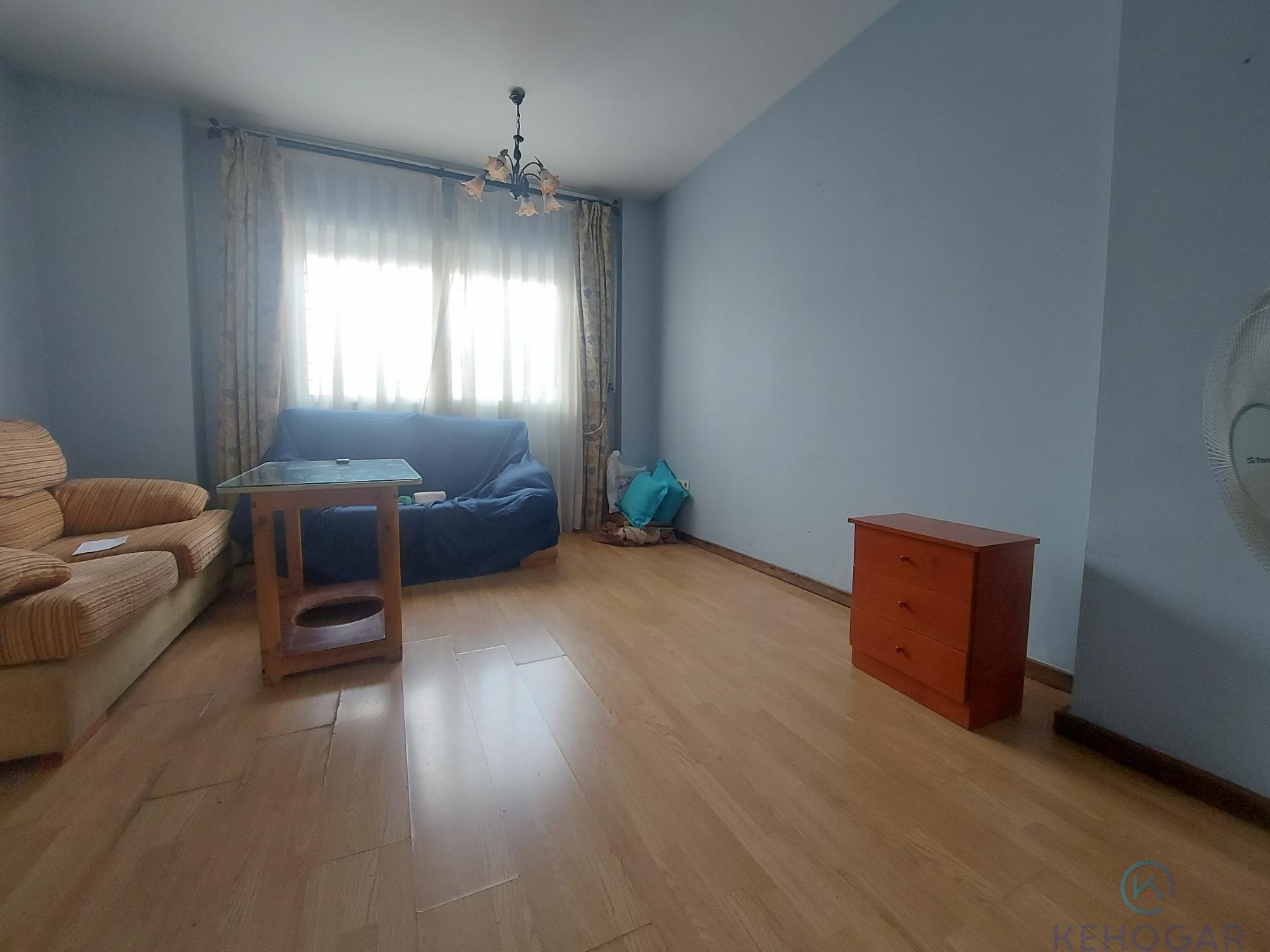 For sale of flat in Dos Hermanas