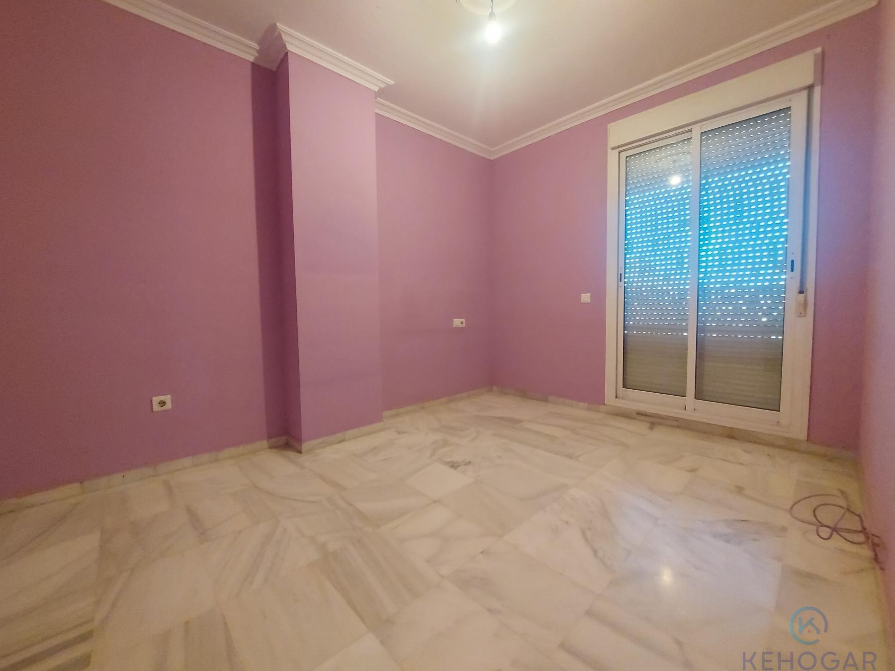 For sale of duplex in Dos Hermanas