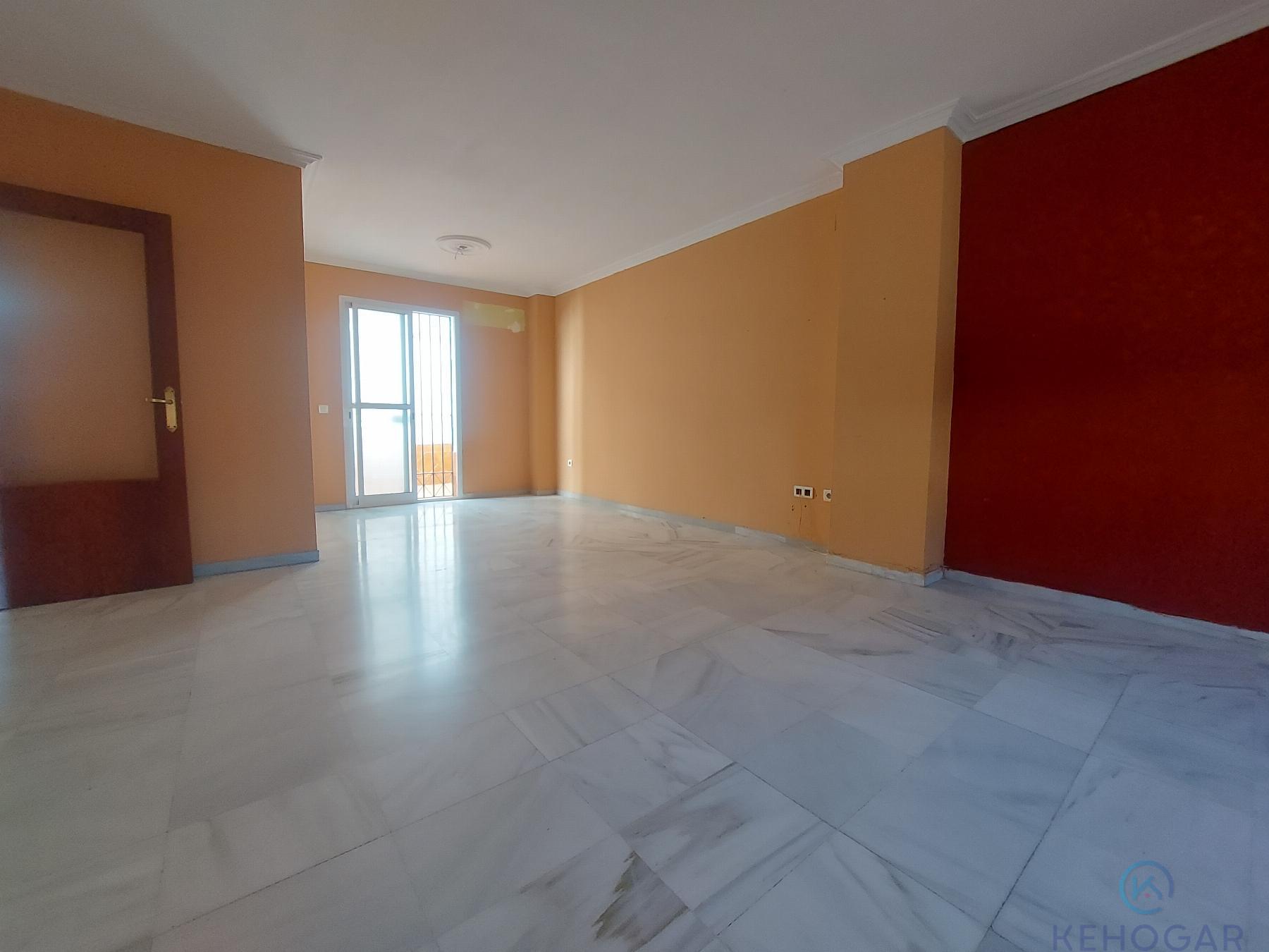 For sale of duplex in Dos Hermanas