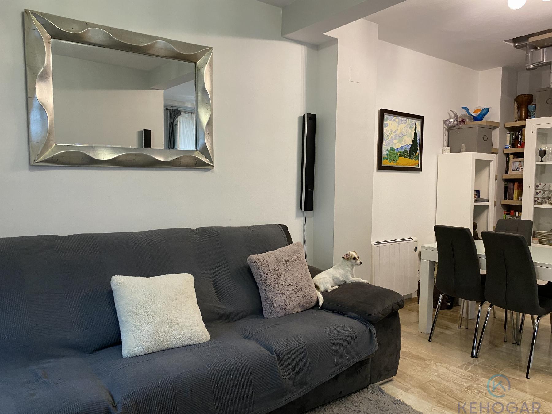 For sale of duplex in Dos Hermanas