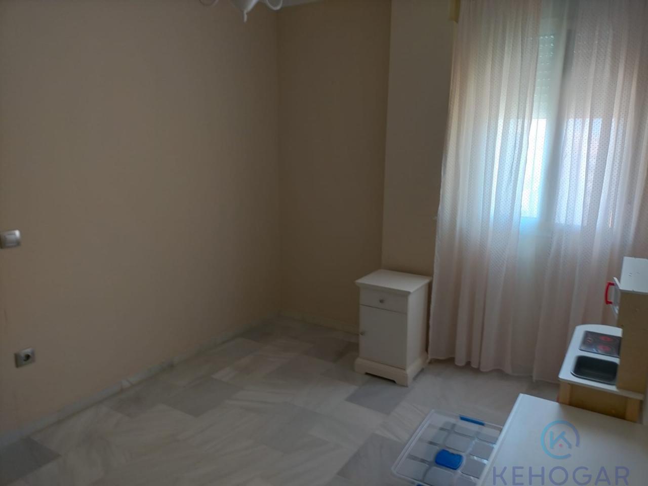 For sale of flat in Dos Hermanas