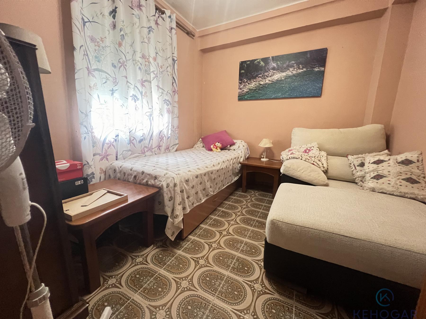 For sale of flat in Dos Hermanas