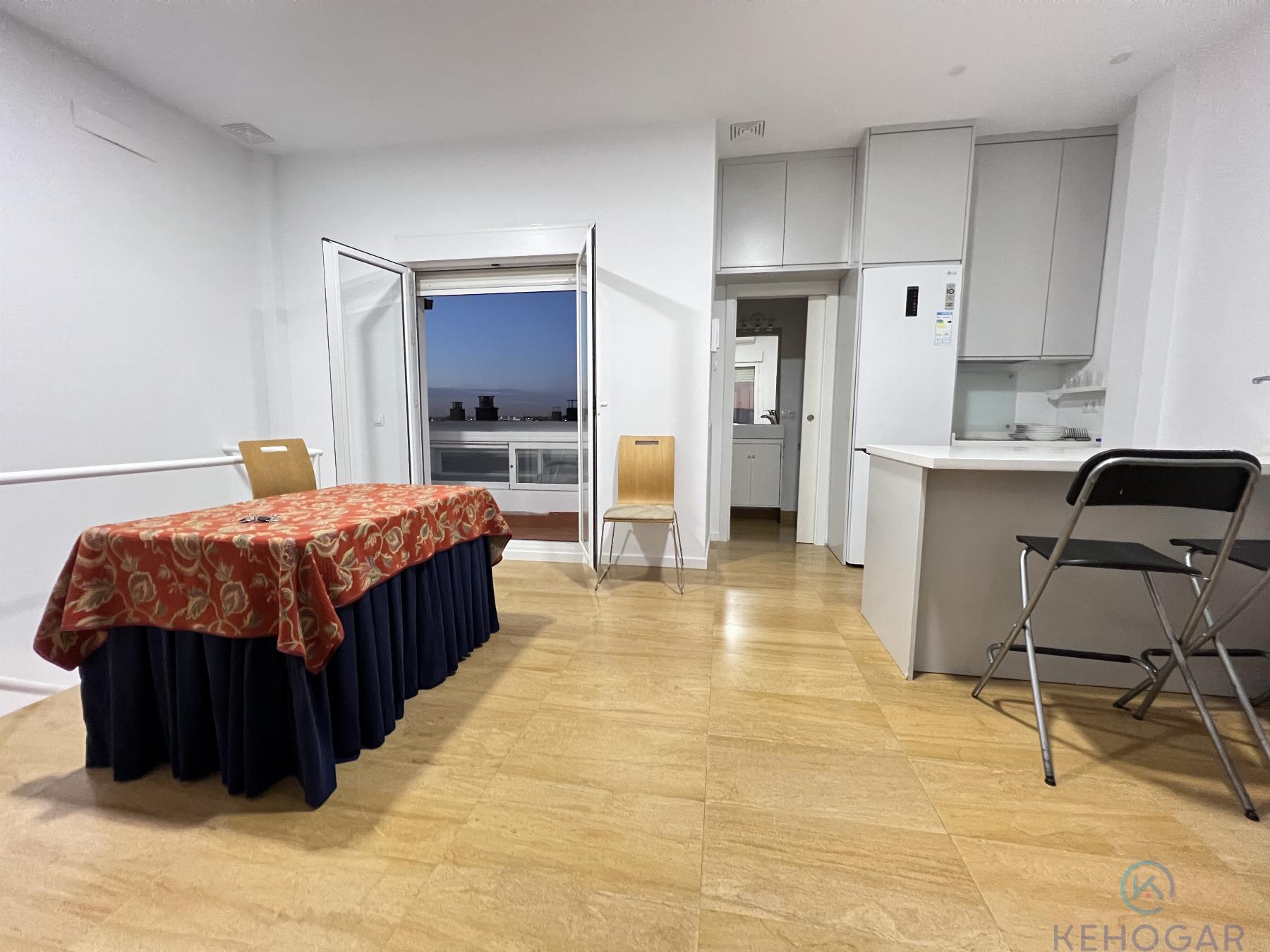 For sale of house in Dos Hermanas