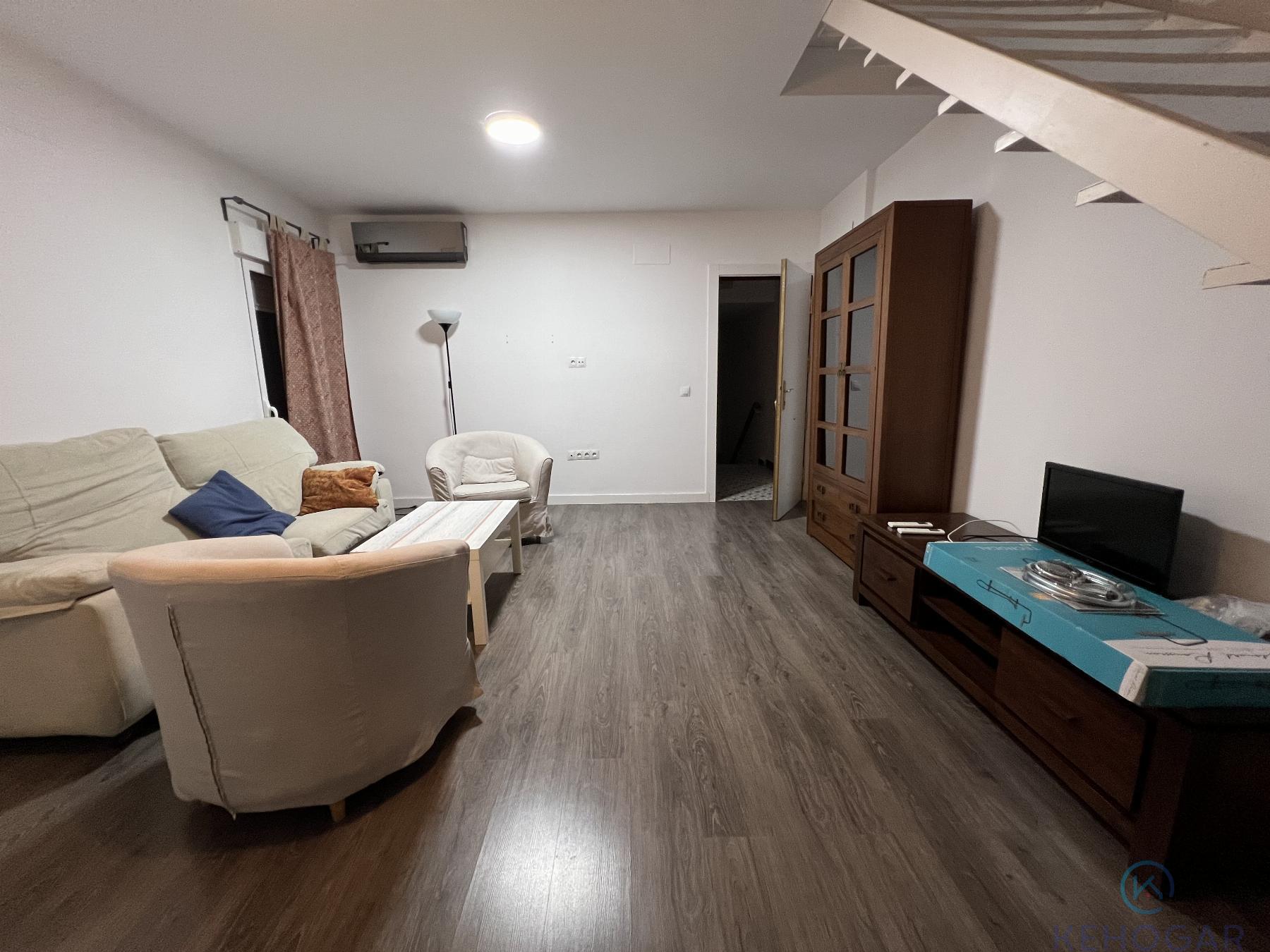 For sale of house in Dos Hermanas