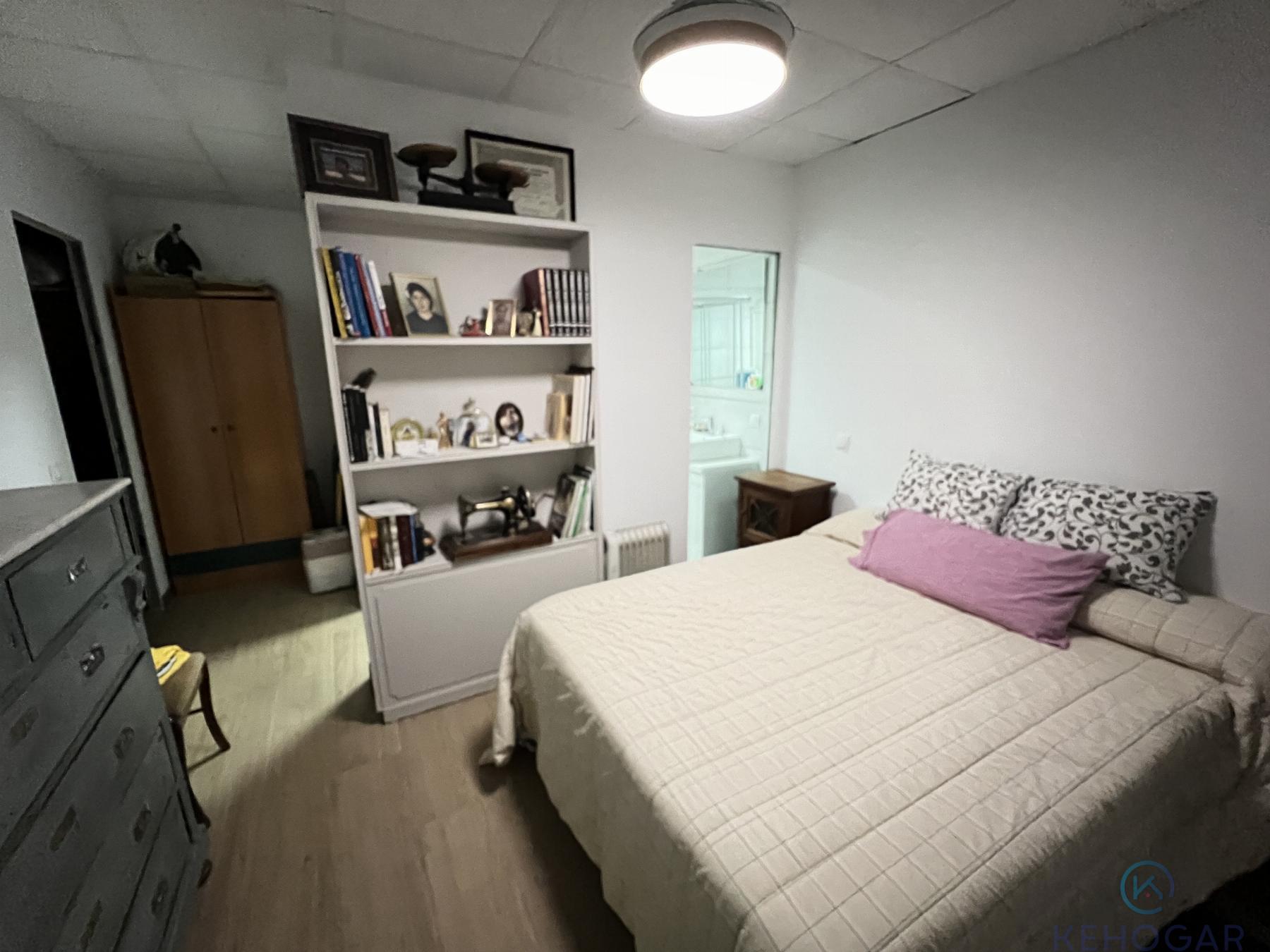 For sale of house in Dos Hermanas