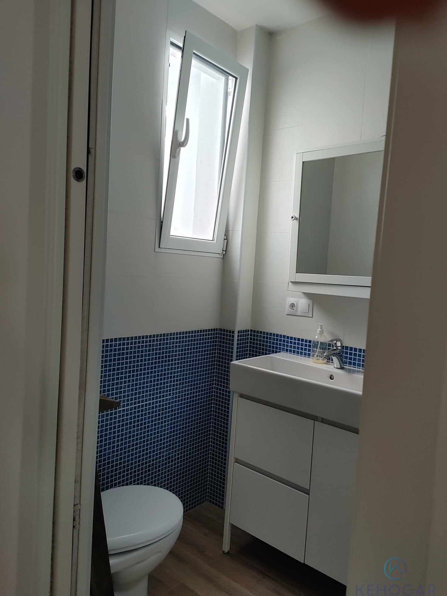 For sale of house in Dos Hermanas