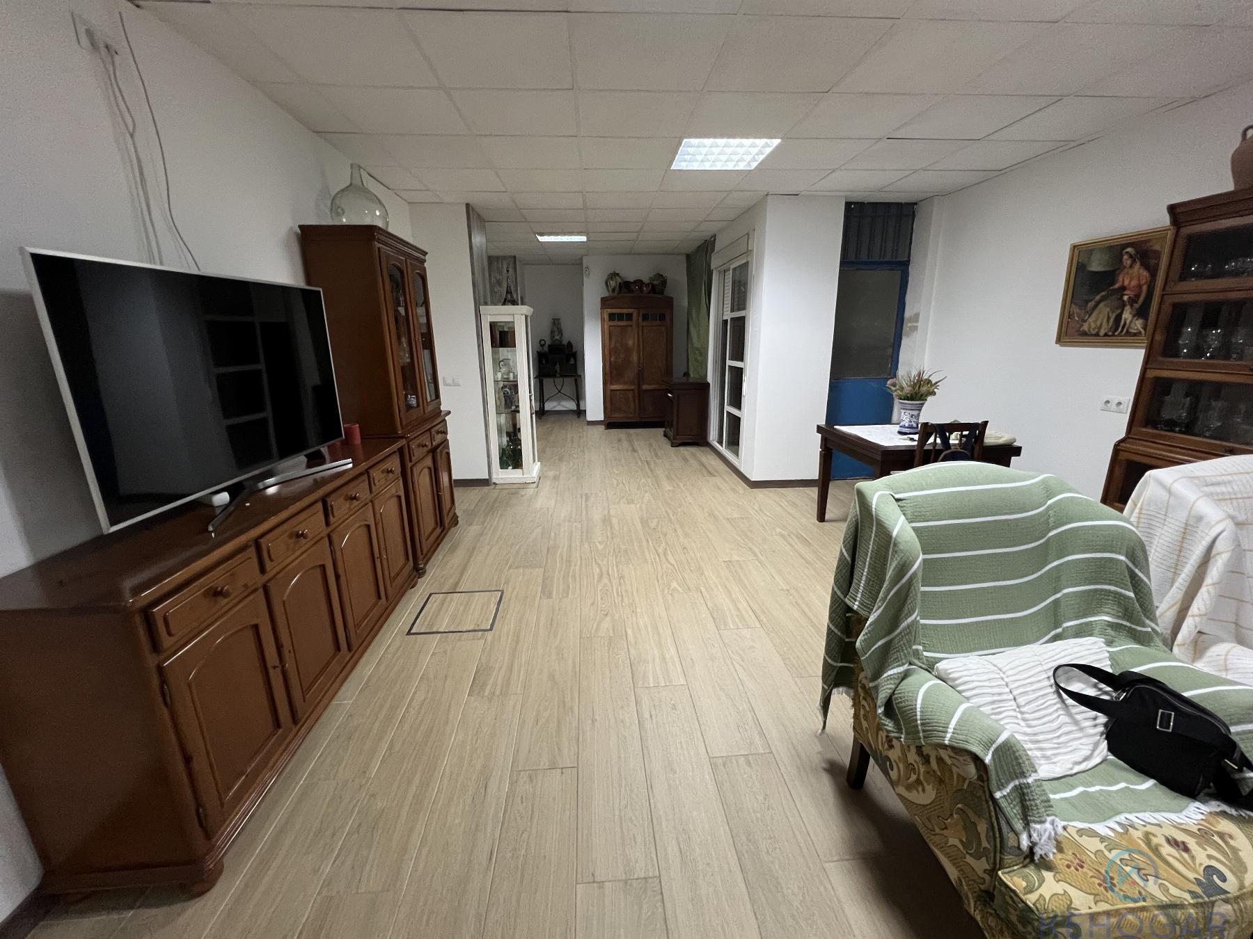For sale of house in Dos Hermanas
