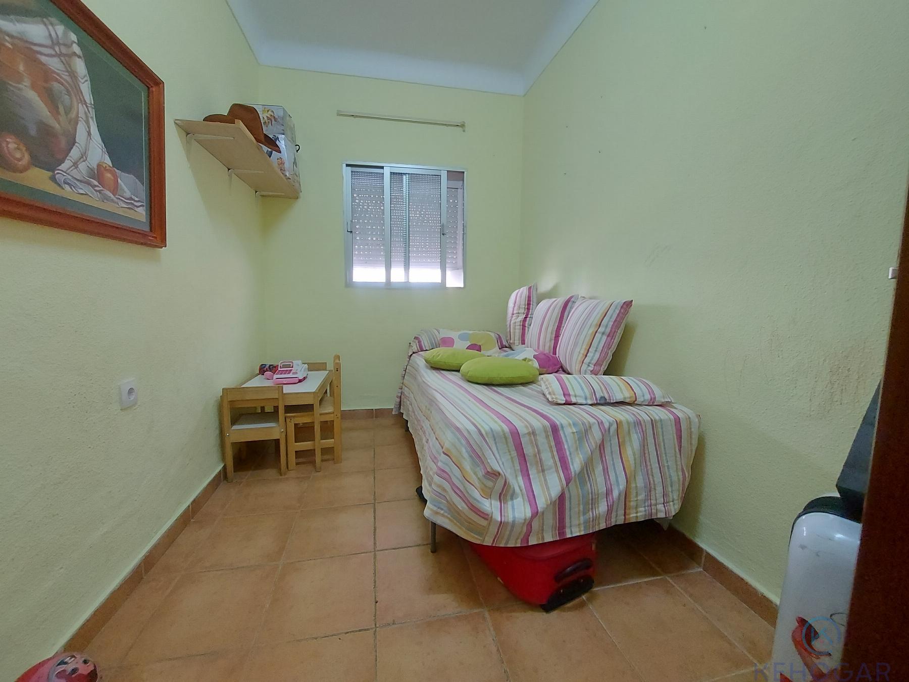 For sale of house in Dos Hermanas