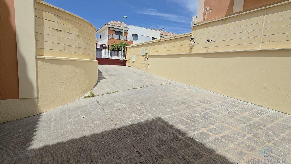 Venta de chalet en Dos Hermanas