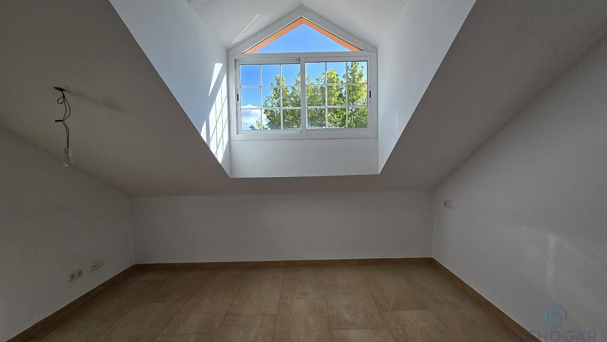 Venta de chalet en Dos Hermanas