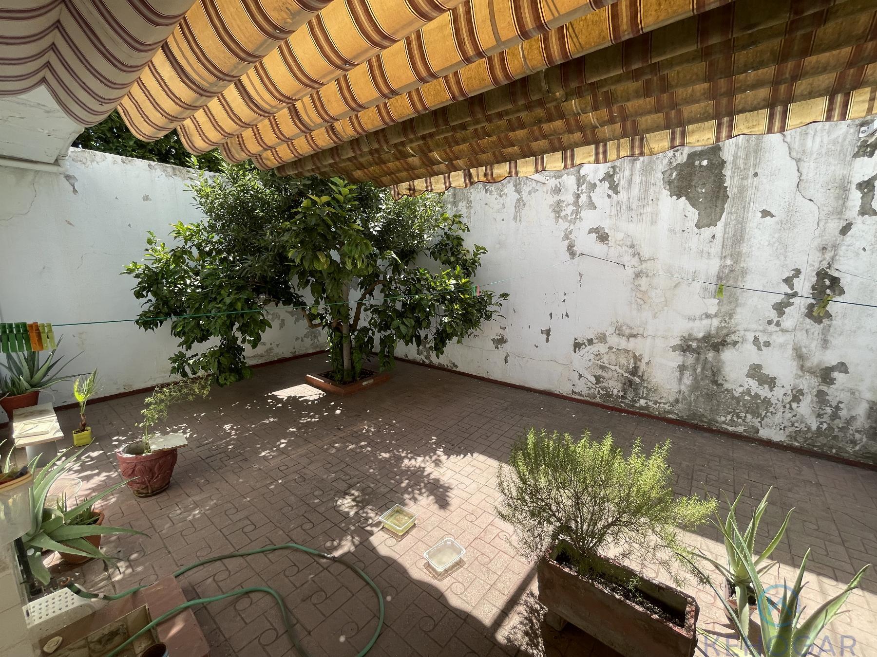 Venta de casa en Dos Hermanas