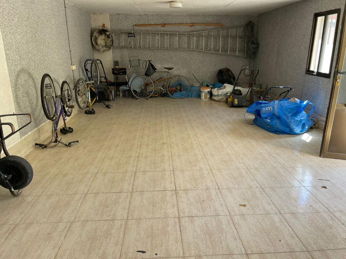 For sale of chalet in Torrevieja