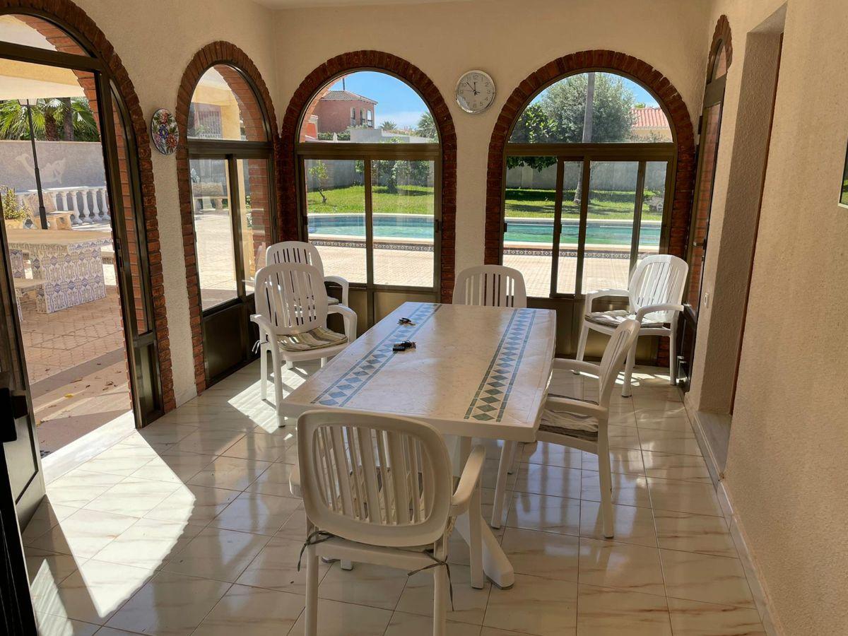 For sale of chalet in Torrevieja