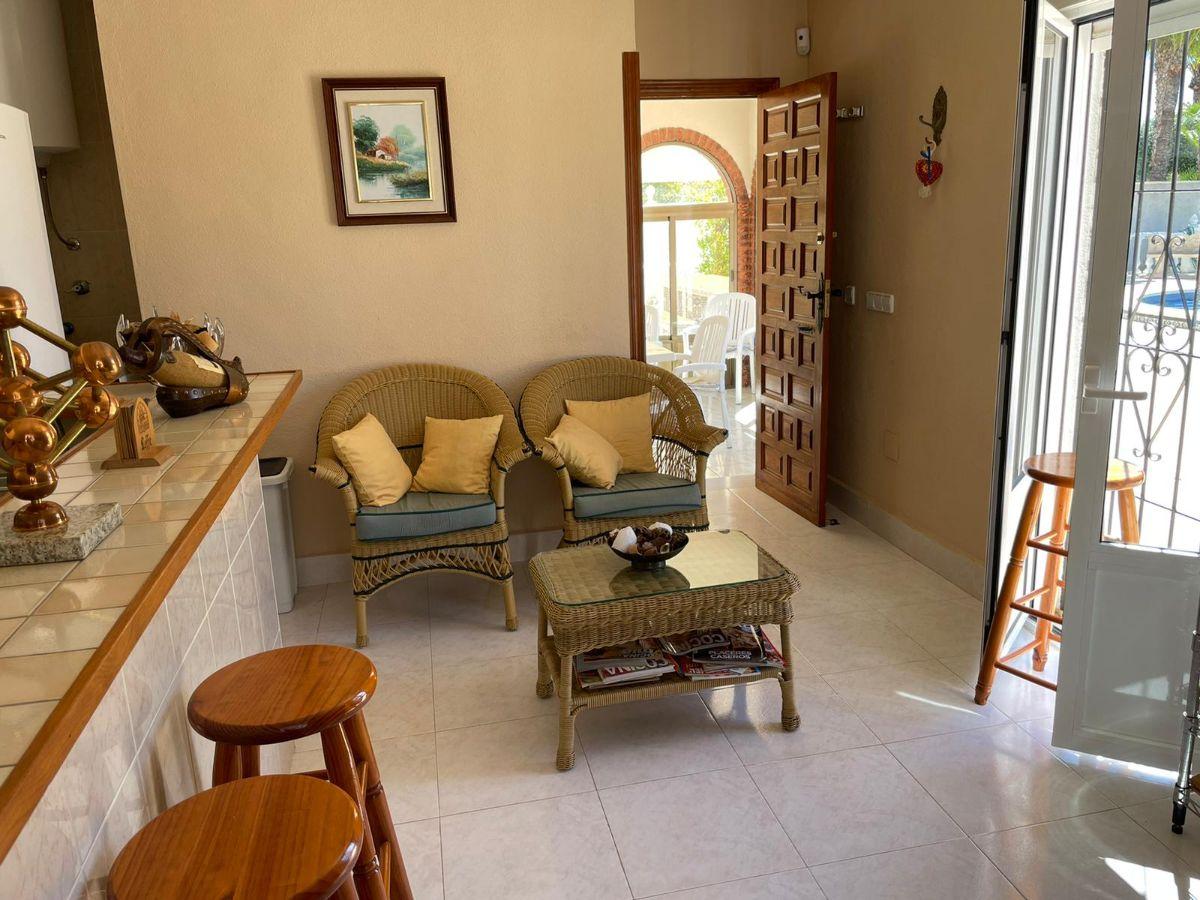 For sale of chalet in Torrevieja
