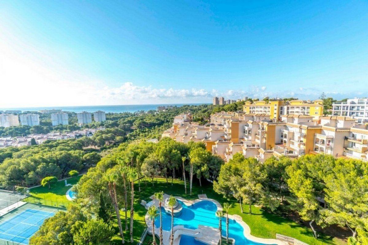 For sale of apartment in Orihuela Costa