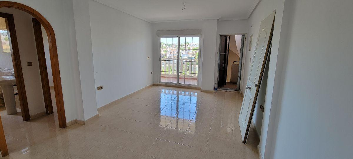 For sale of penthouse in Orihuela Costa