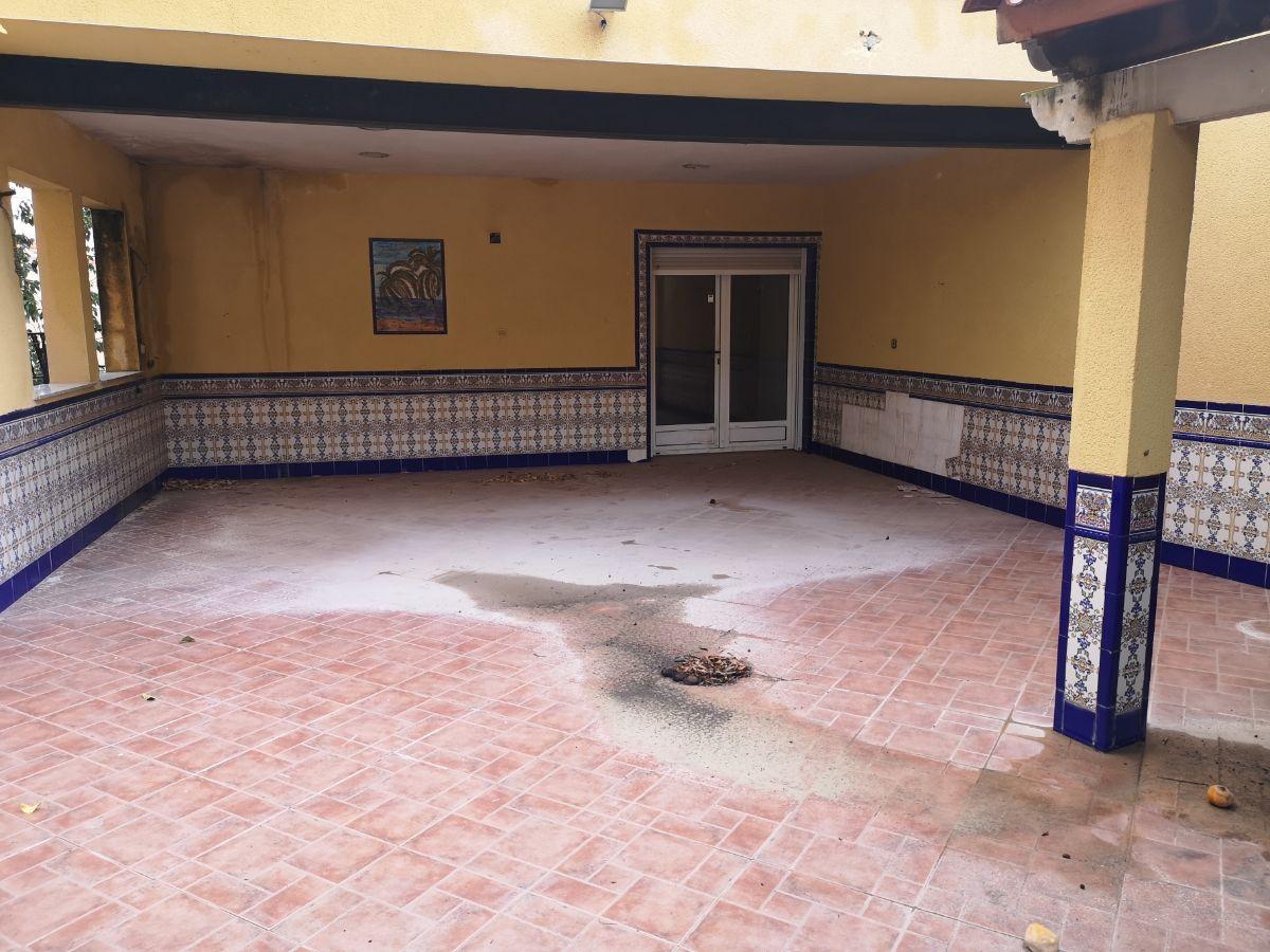 For sale of chalet in San Miguel de Salinas