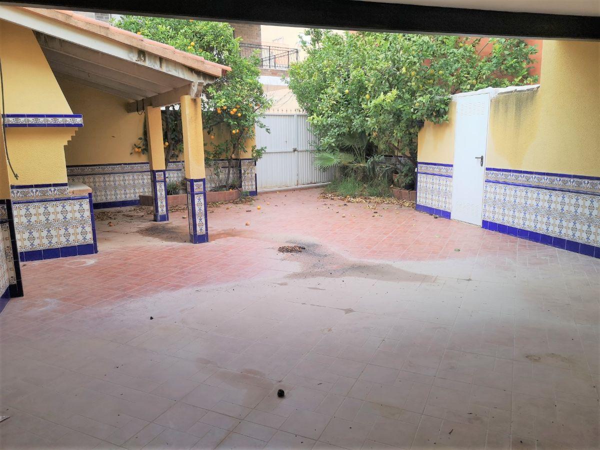 For sale of chalet in San Miguel de Salinas